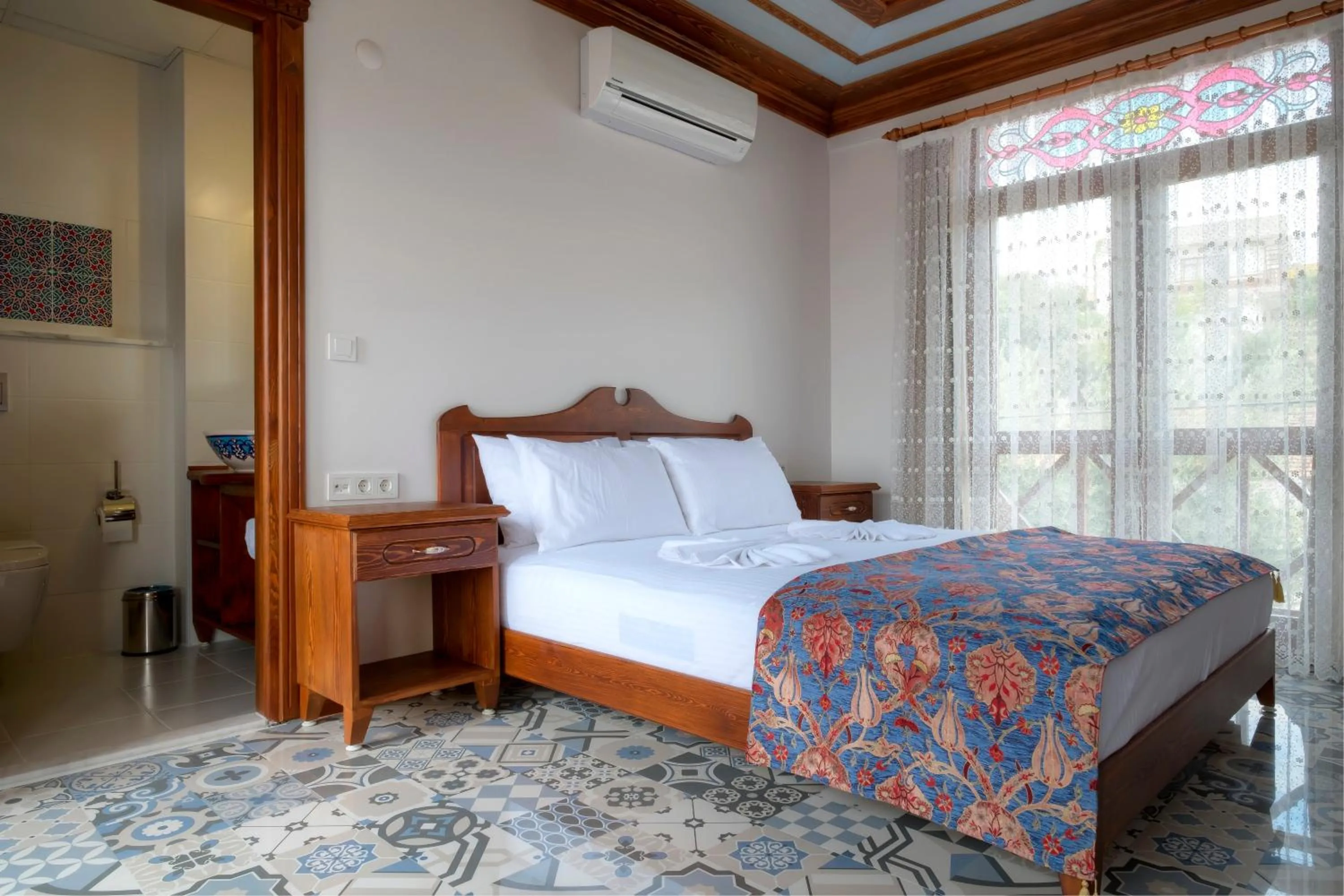 Property building, Bed in Hotel Mary's House