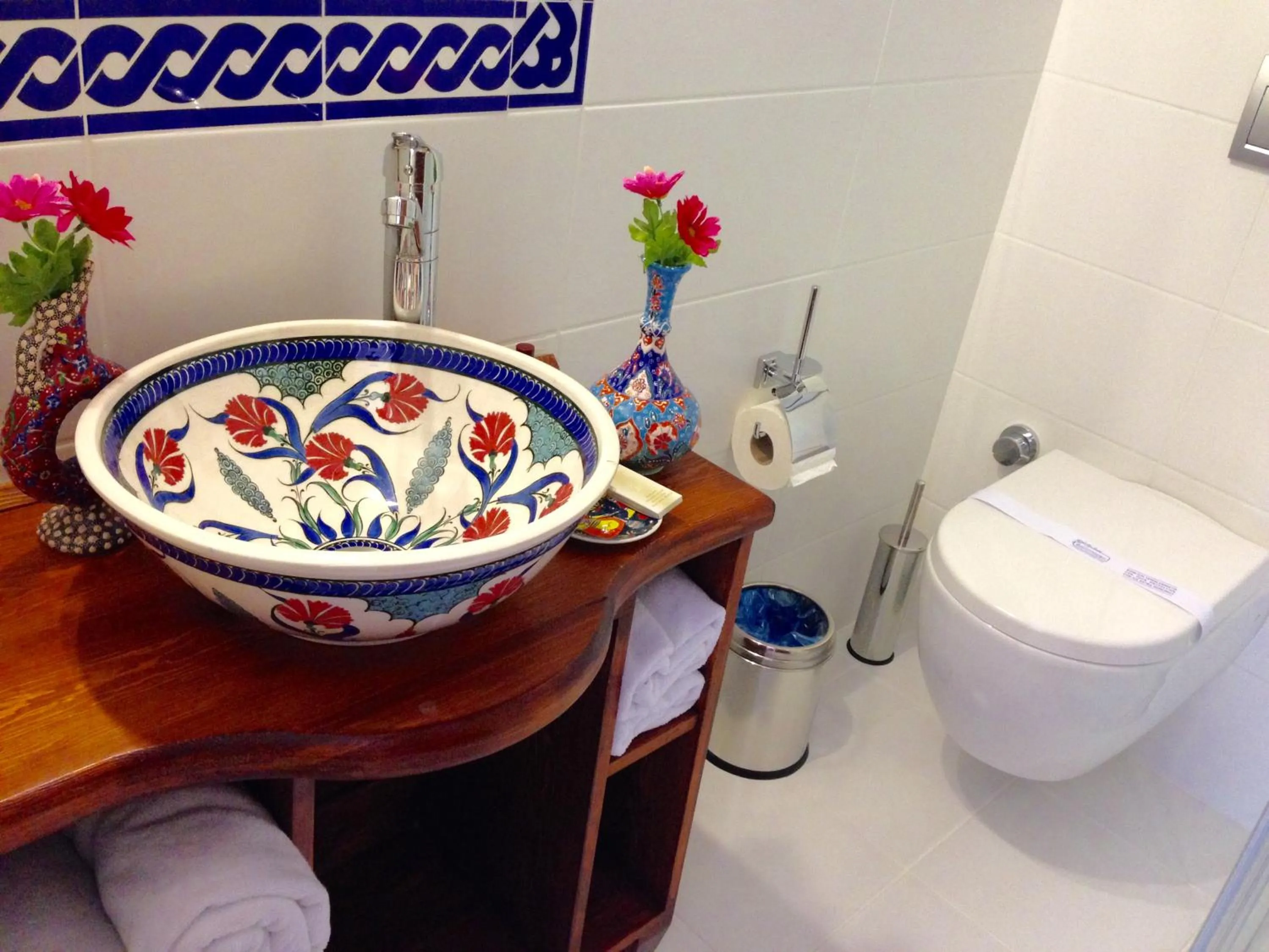 Bathroom in Hotel Mary's House