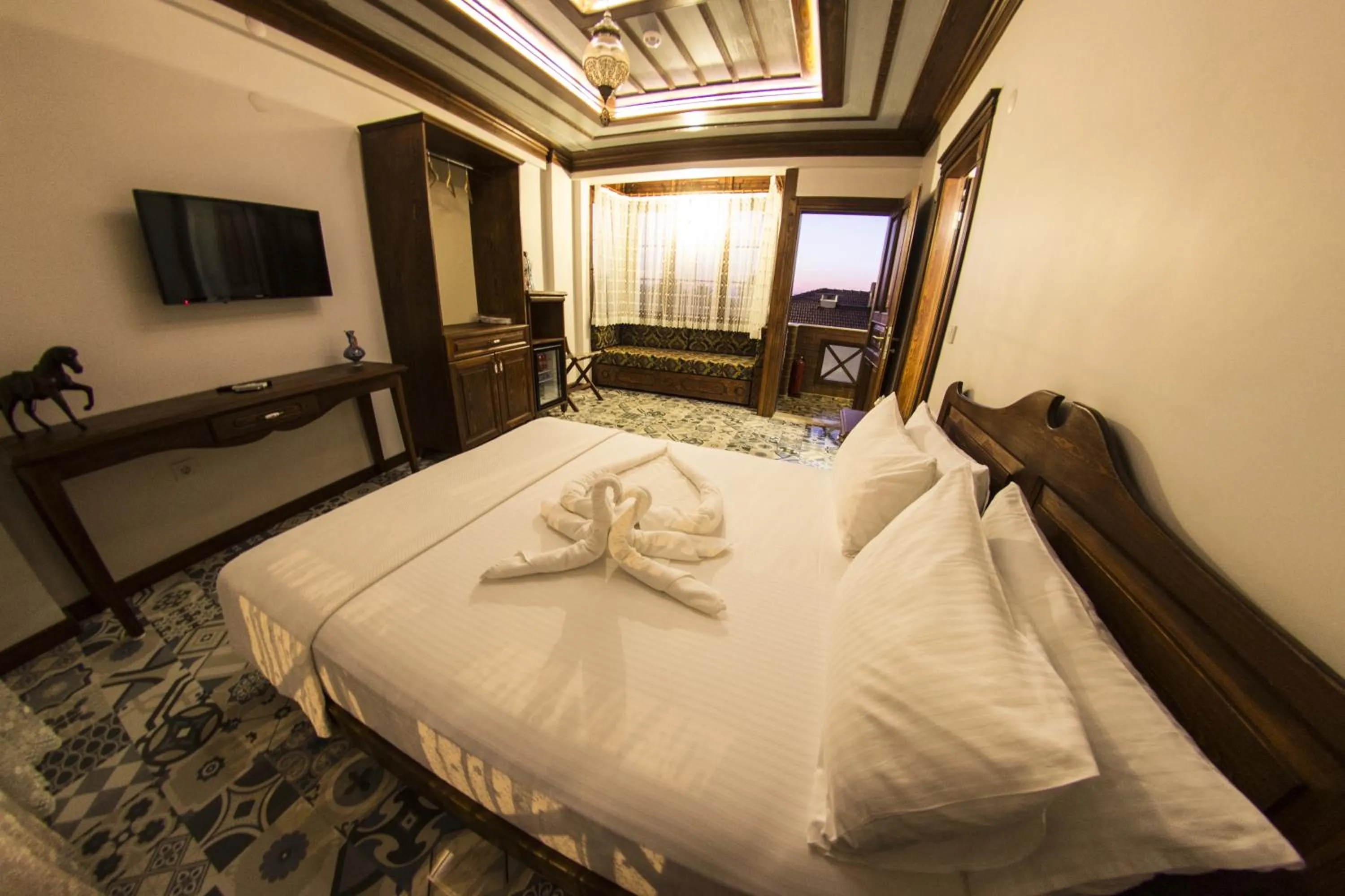 Decorative detail, Bed in Hotel Mary's House