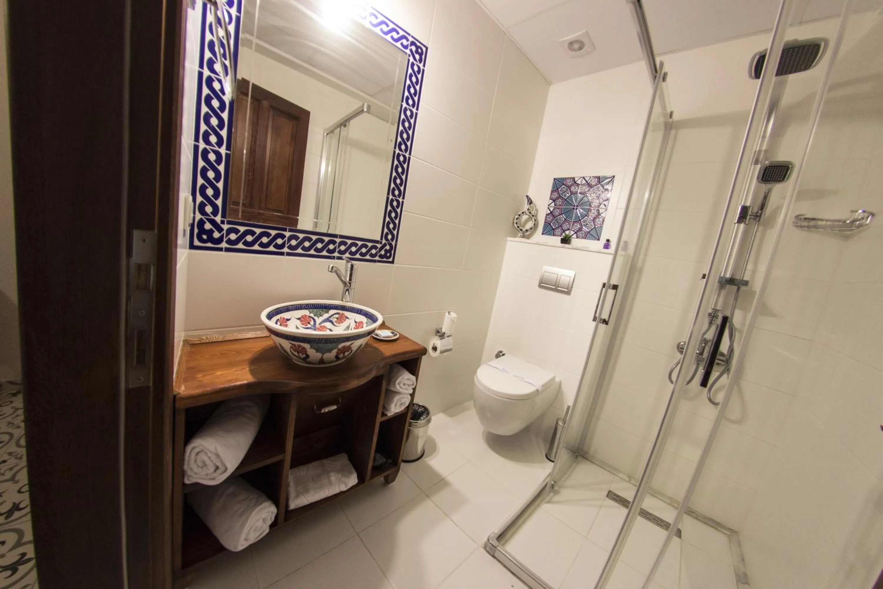 Bathroom in Hotel Mary's House