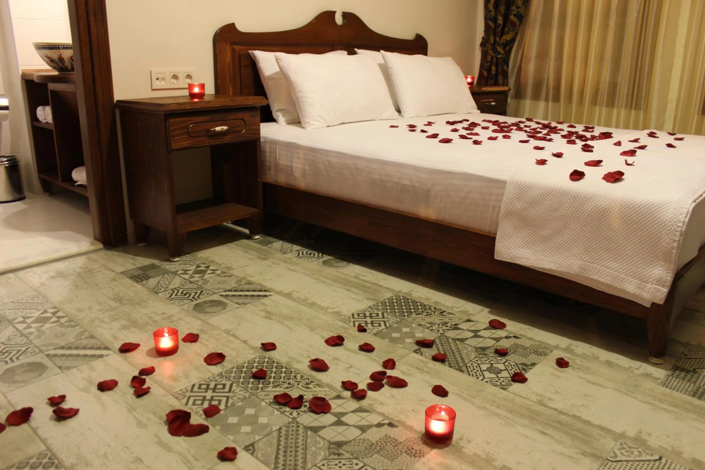 Decorative detail, Bed in Hotel Mary's House