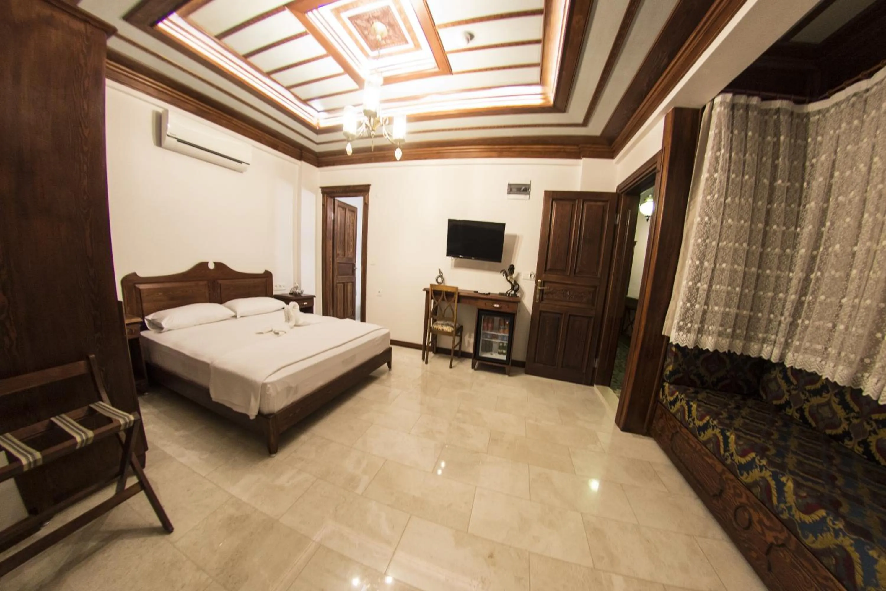 Photo of the whole room, Bed in Hotel Mary's House