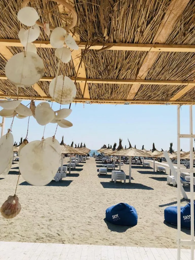 Beach in Hotel Union