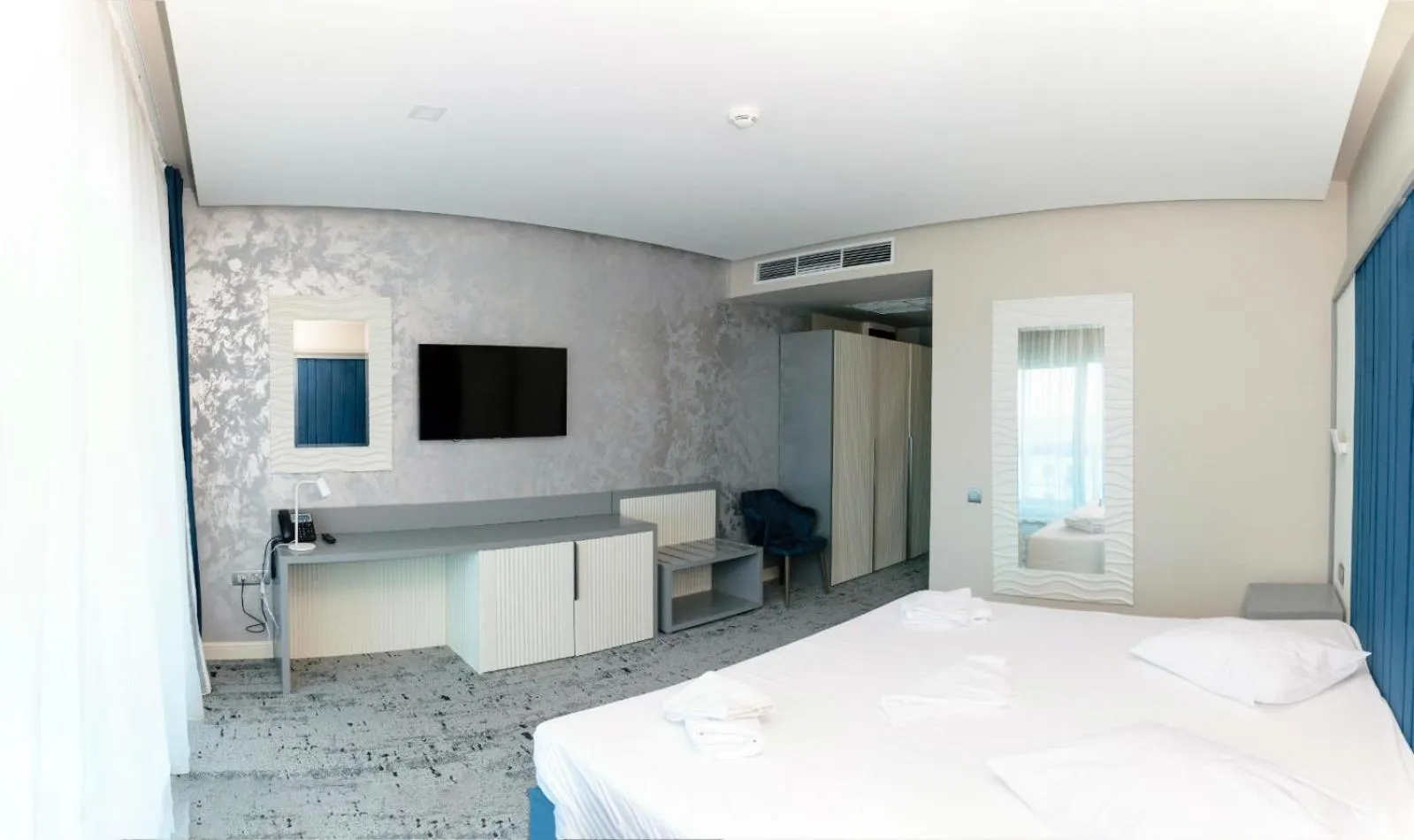 Photo of the whole room in Hotel Union