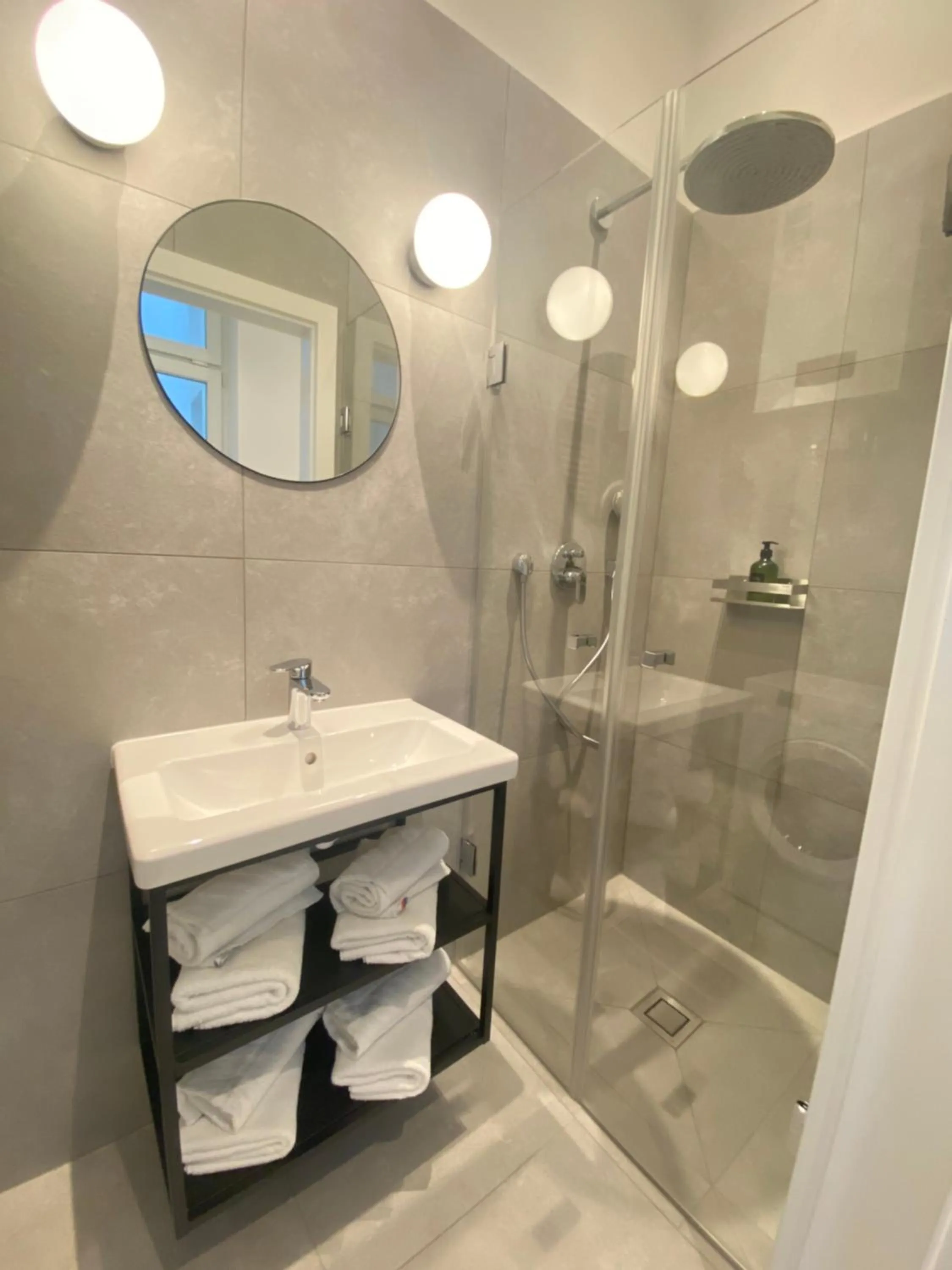 Vienna Stay Apartments or Rooms 1050