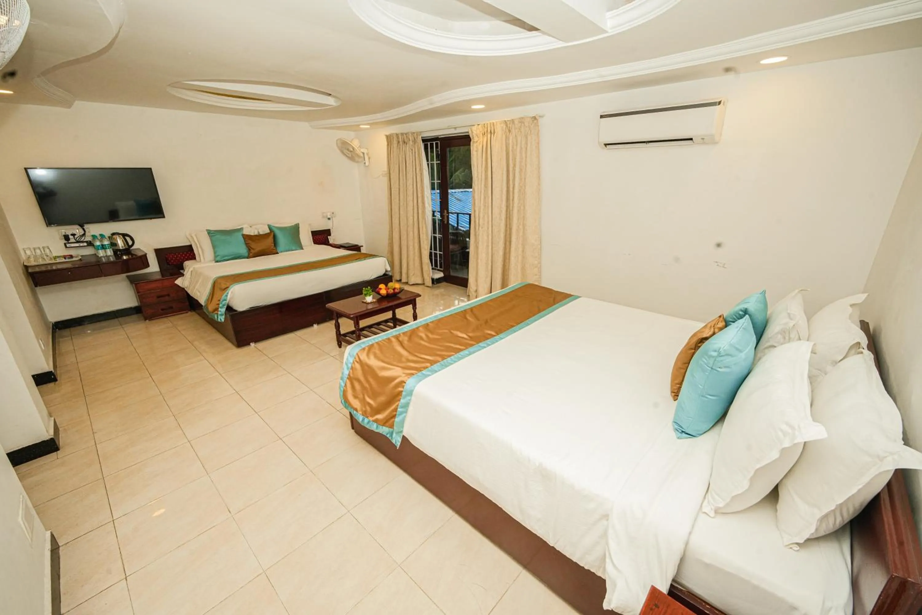 Bed in Shelter Beach Resort