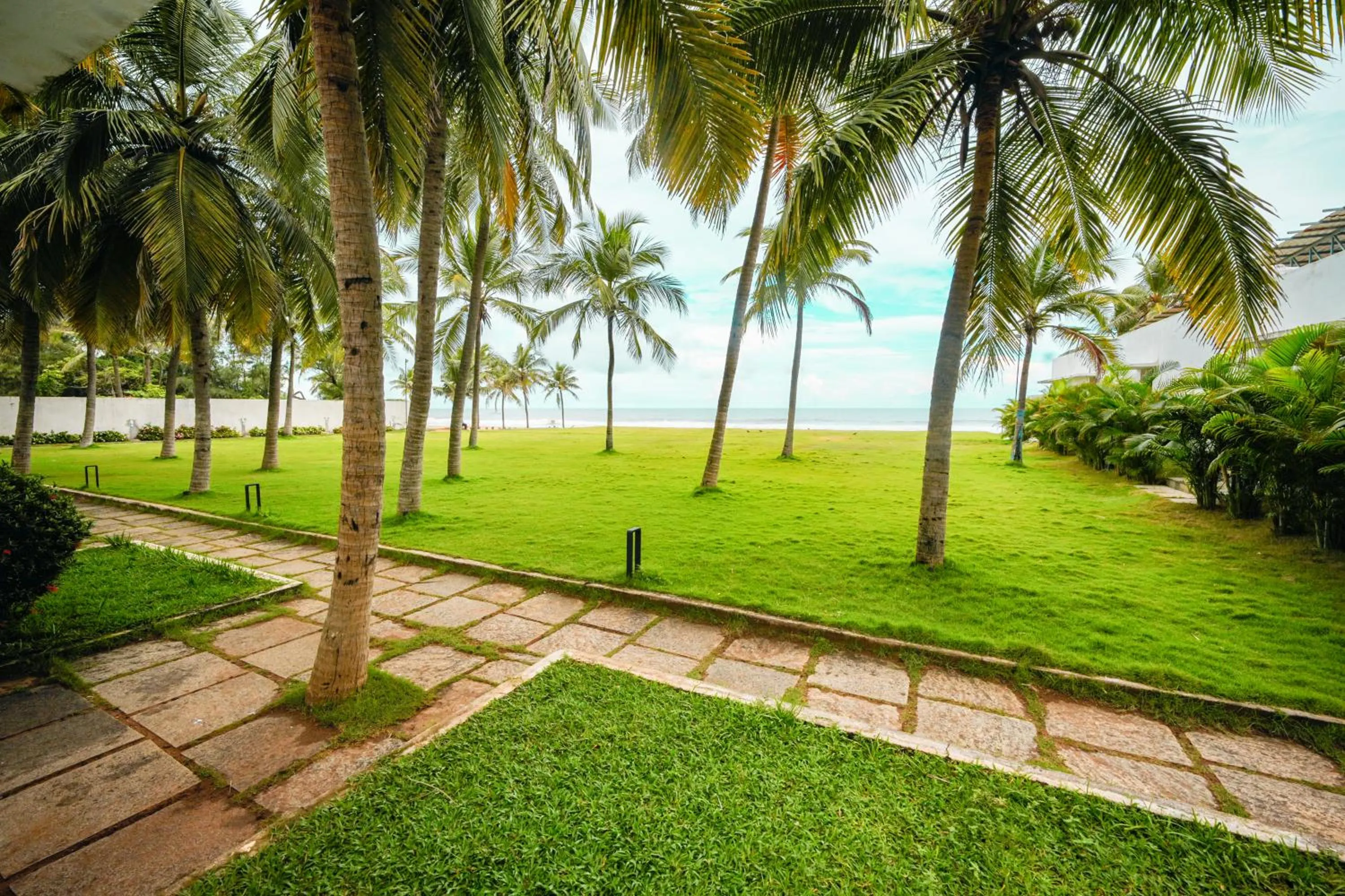 Balcony/Terrace in Shelter Beach Resort