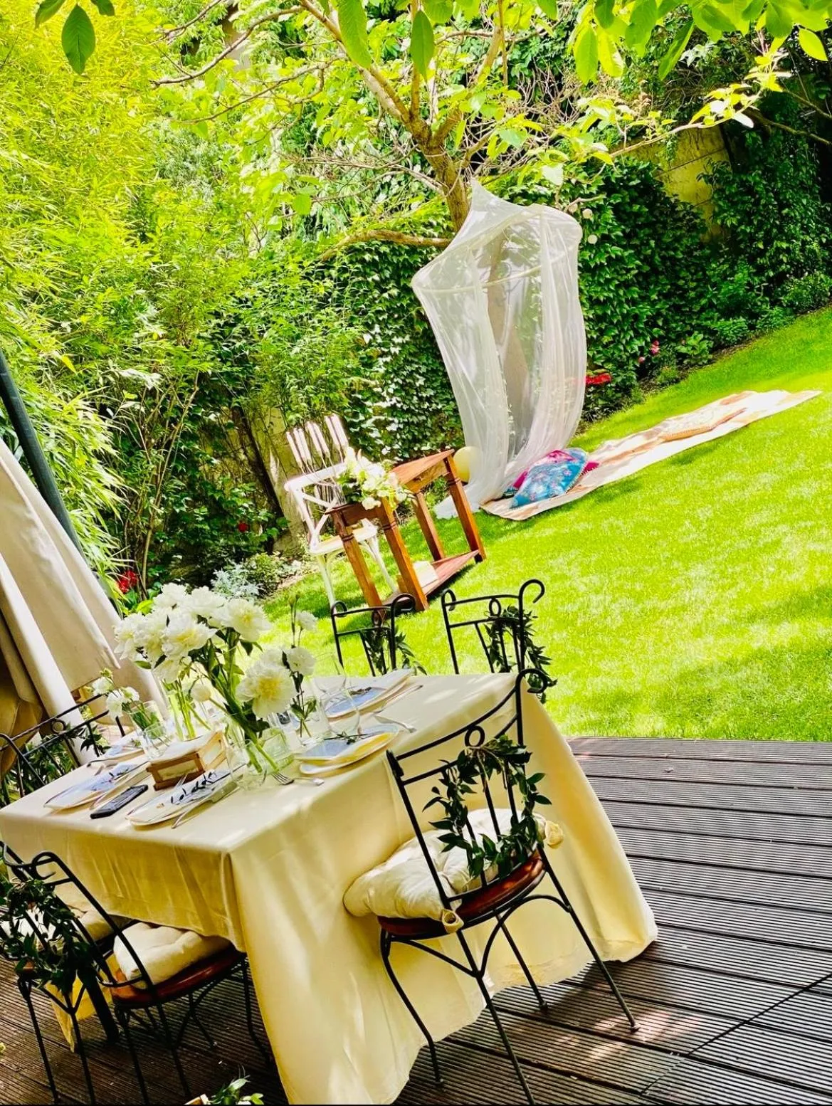 Day in Hotel Vanilla