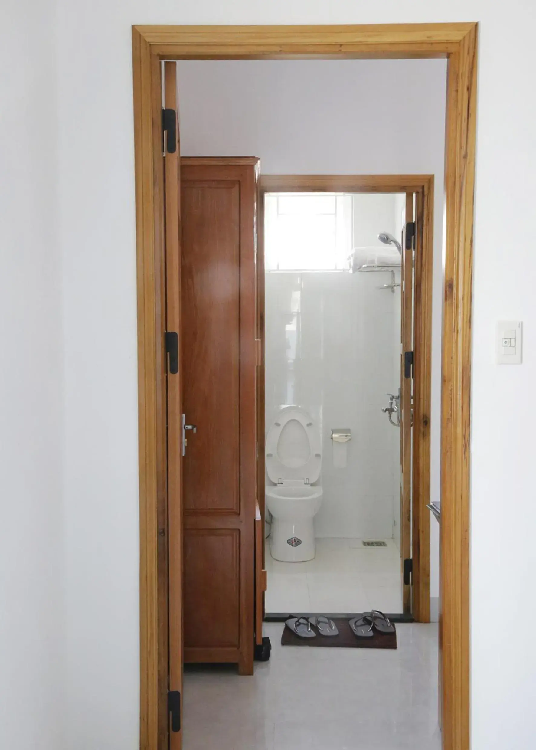 Standard Double Room in Danang Beach 2 Hotel Standard Double Room in Danang Beach 2 Hotel