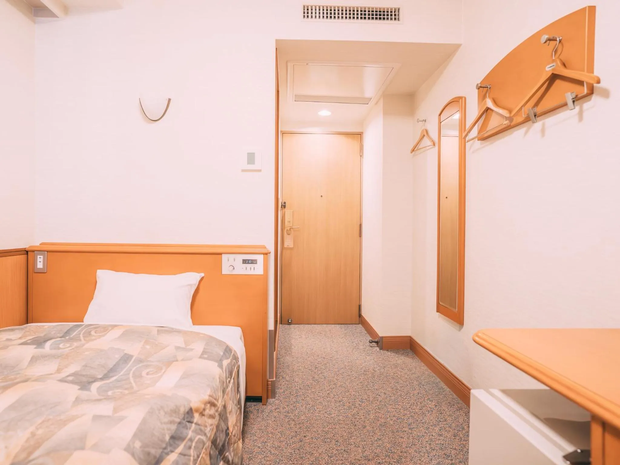 Photo of the whole room, Bed in Ave Tennoji Hotel