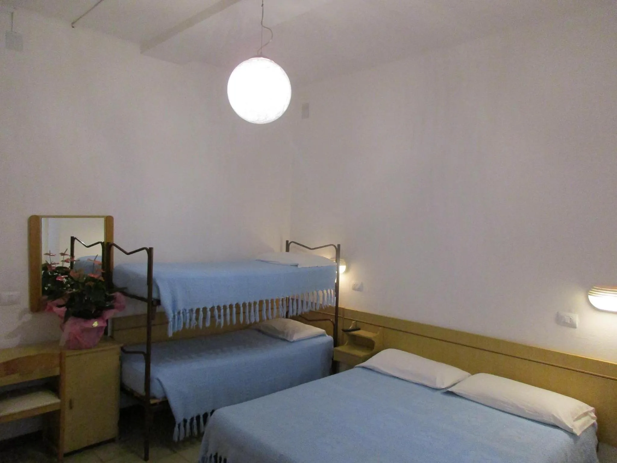 bunk bed, Bed in Hotel Pensione Ornella