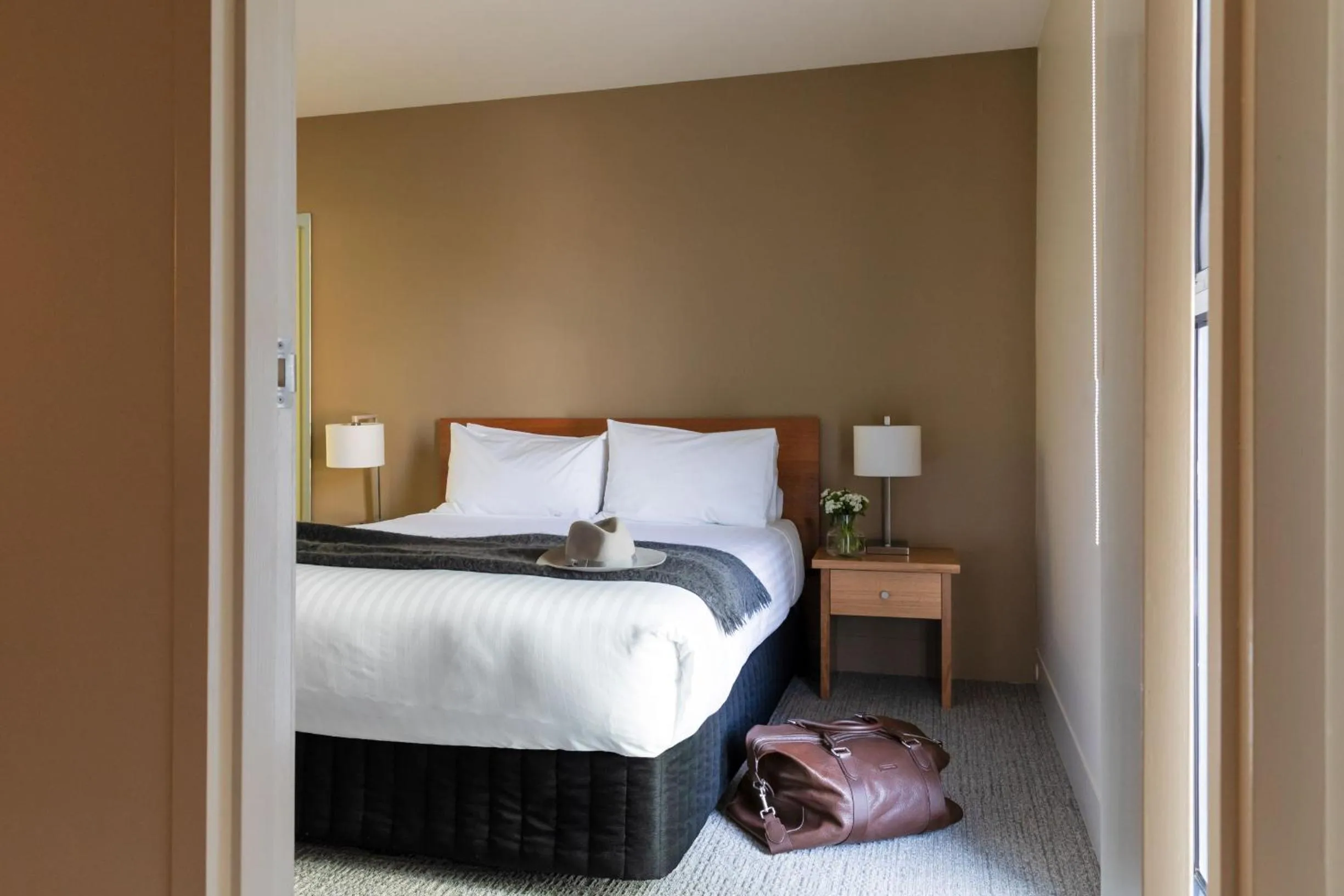 Bedroom, Bed in The Old Woolstore Apartment Hotel