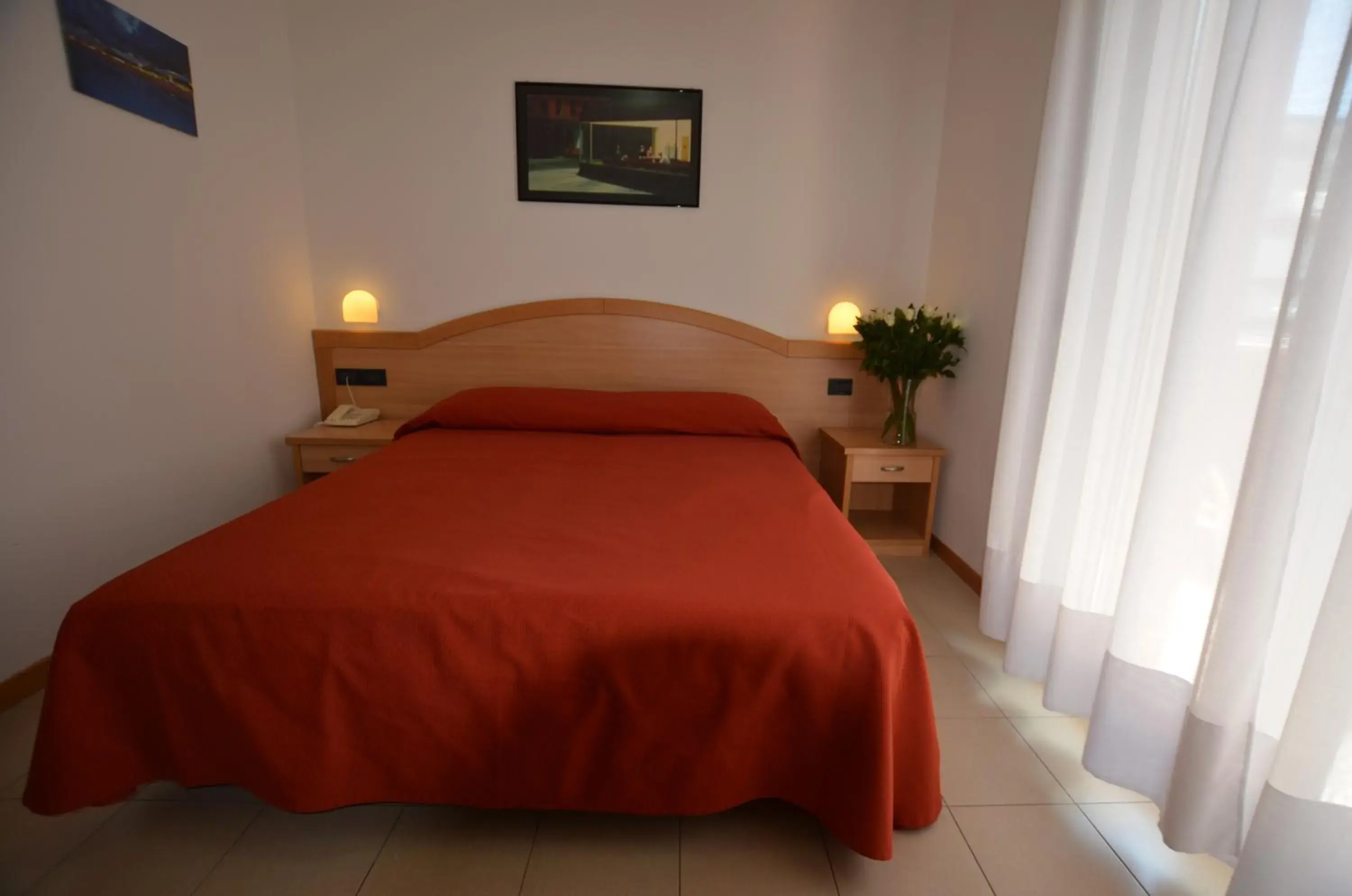 Double or Twin Room - single occupancy in Hotel Tivoli Double or Twin Room - single occupancy in Hotel Tivoli