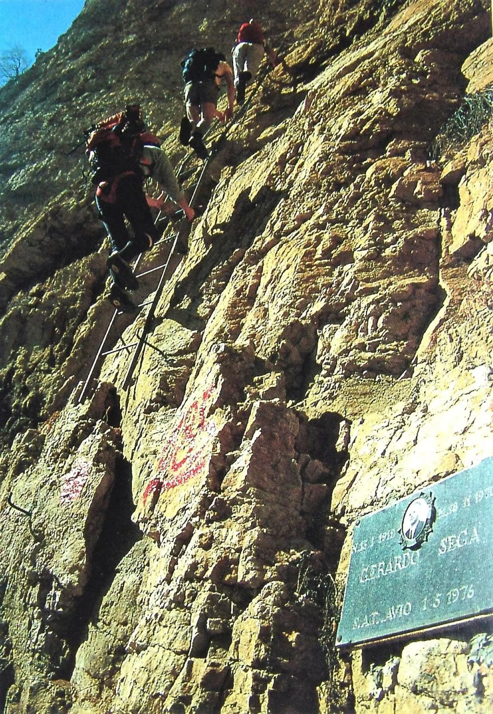 Hiking in Albergo Alpino da Tullio