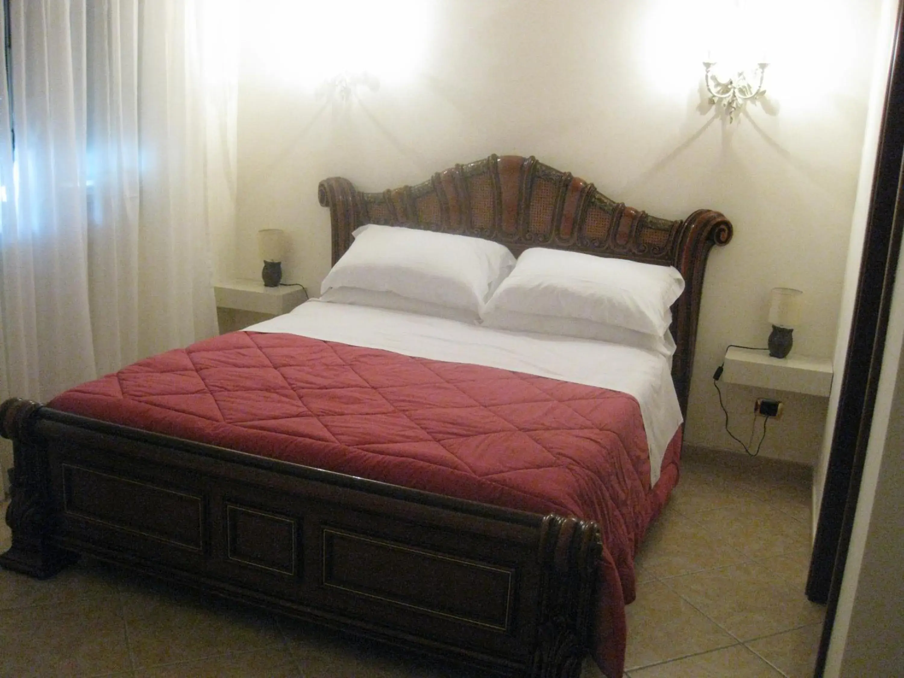 King Room - single occupancy in B&B Villa Lucia King Room - single occupancy in B&B Villa Lucia