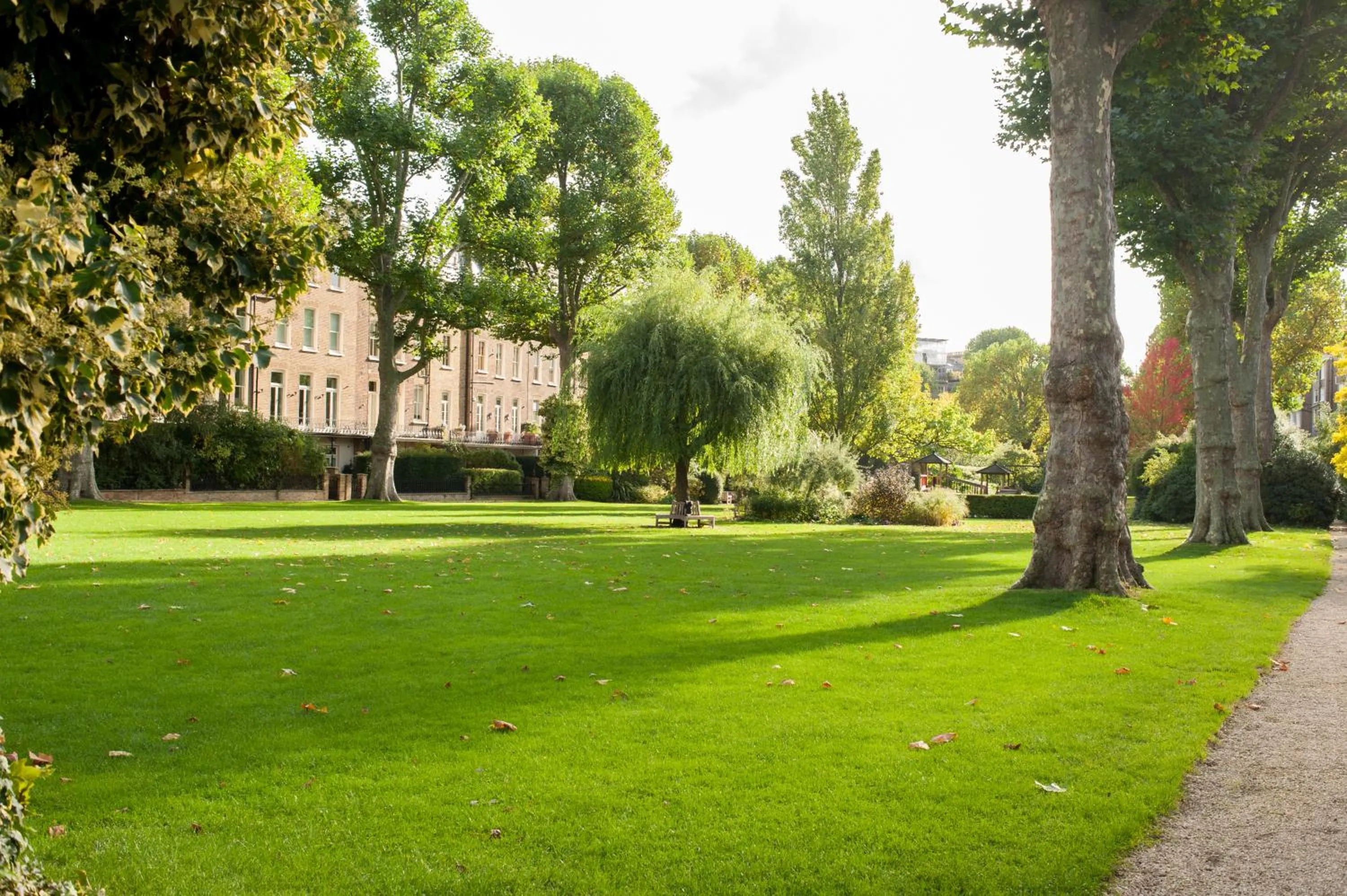 Garden in Europa House Apartments