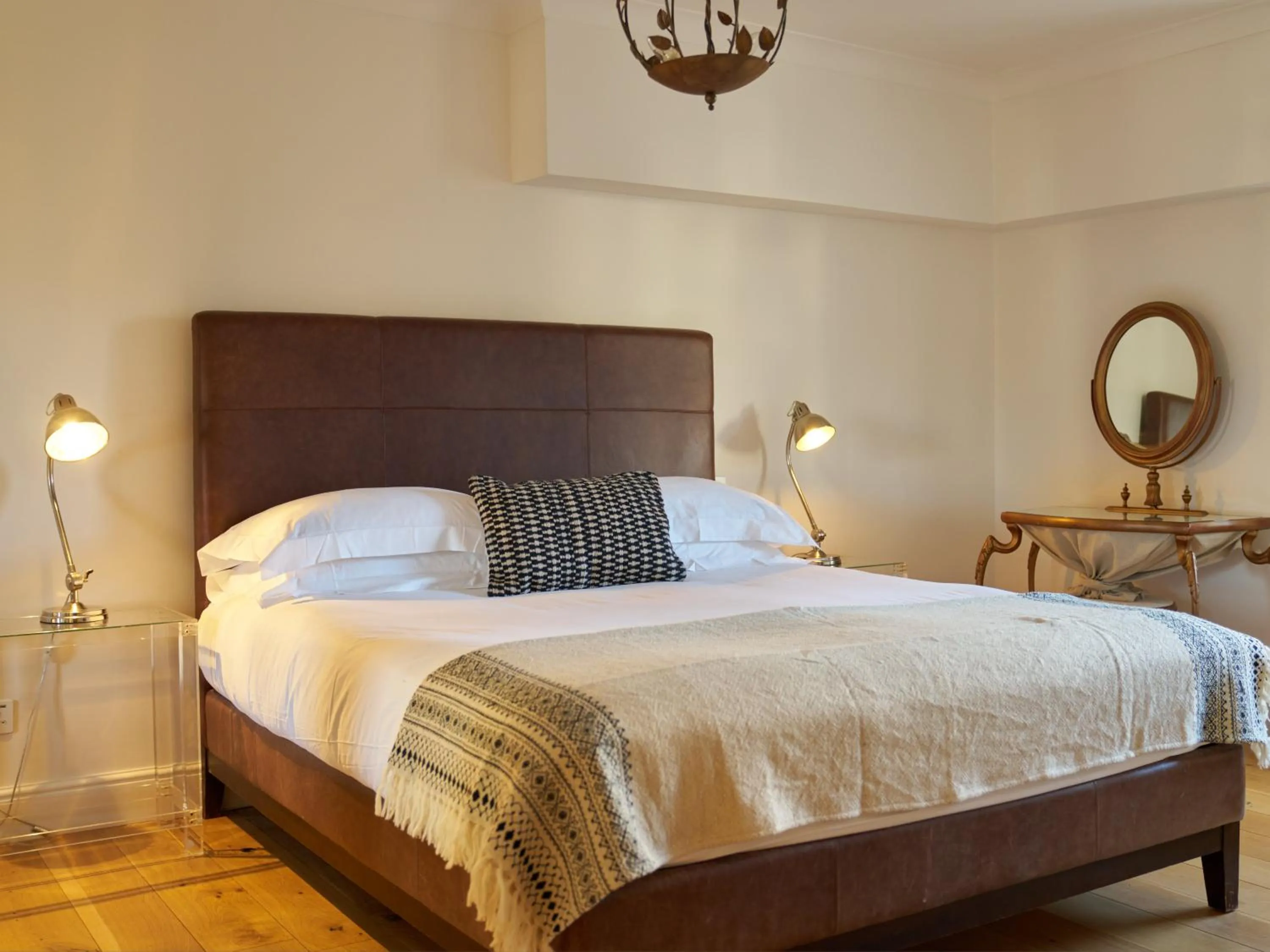 Bed in Europa House Apartments