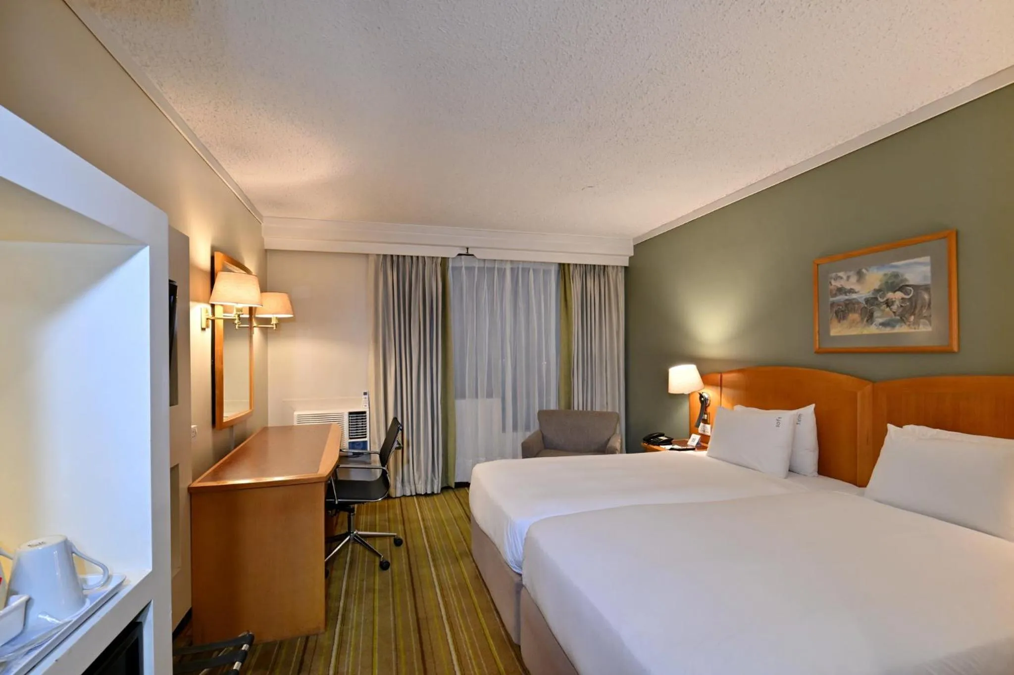 Photo of the whole room, Bed in Holiday Inn - Harare by IHG