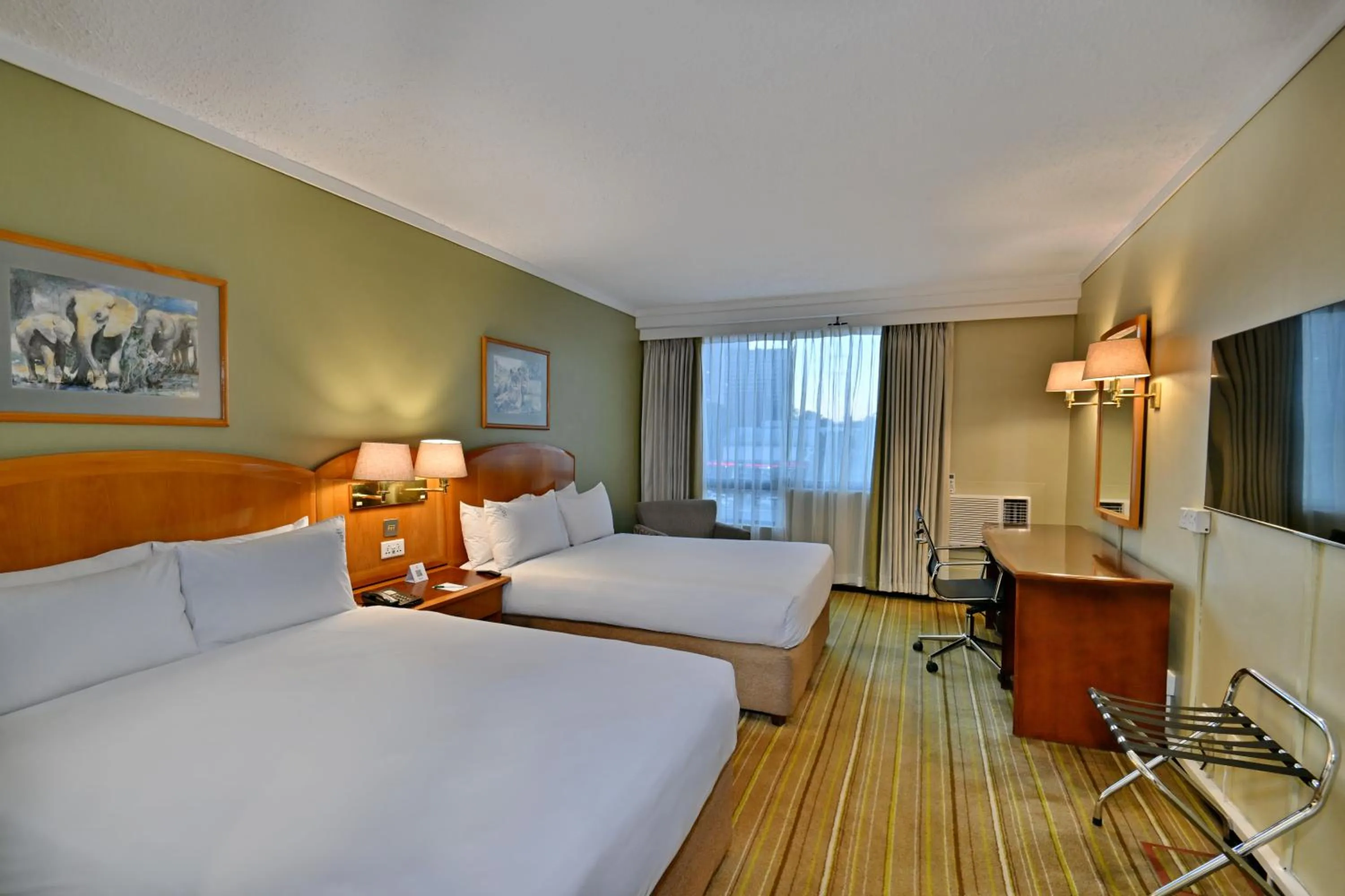 Bedroom, Bed in Holiday Inn - Harare by IHG