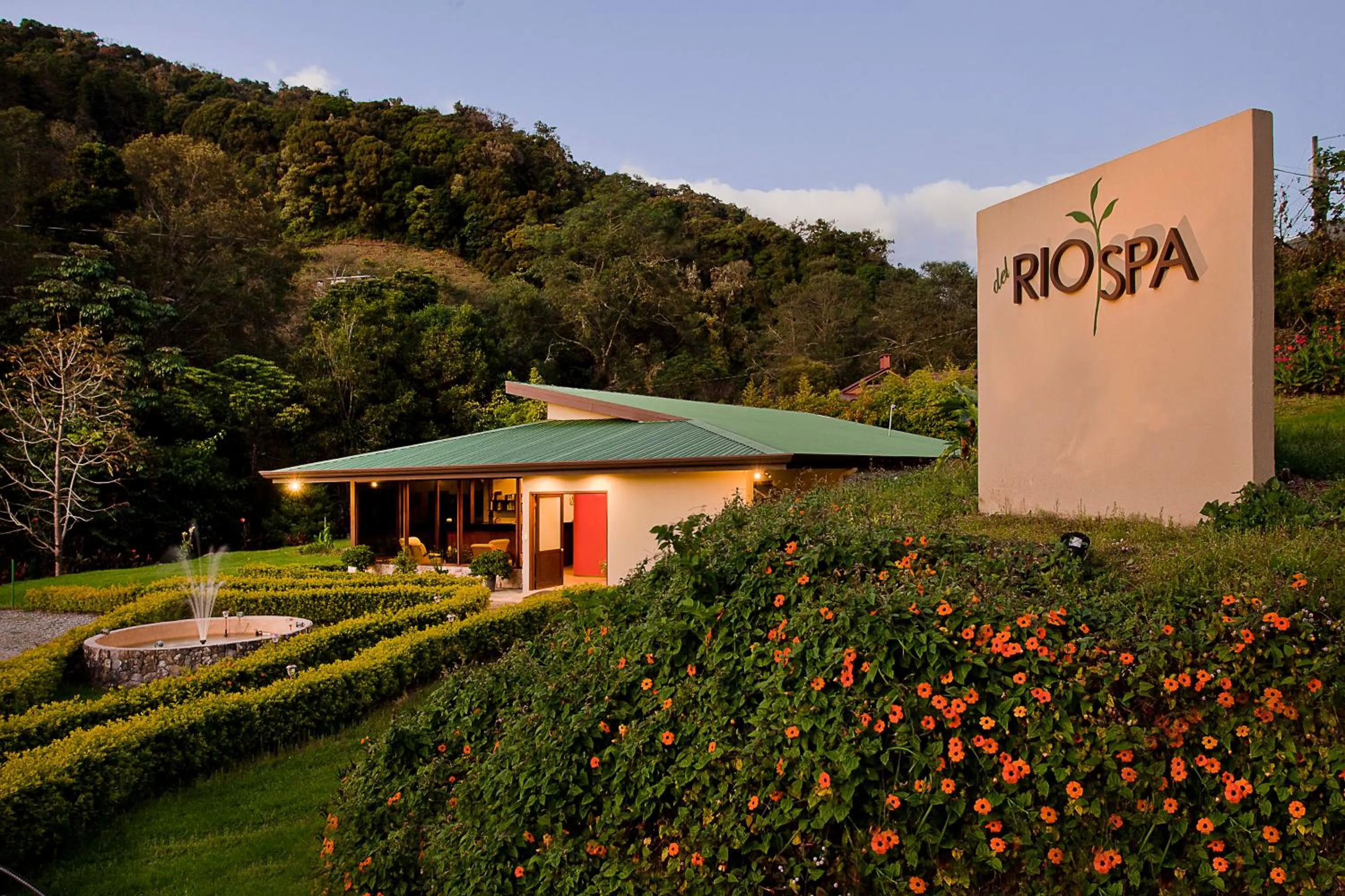 Spa and wellness centre/facilities in Savegre Hotel Natural Reserve & Spa