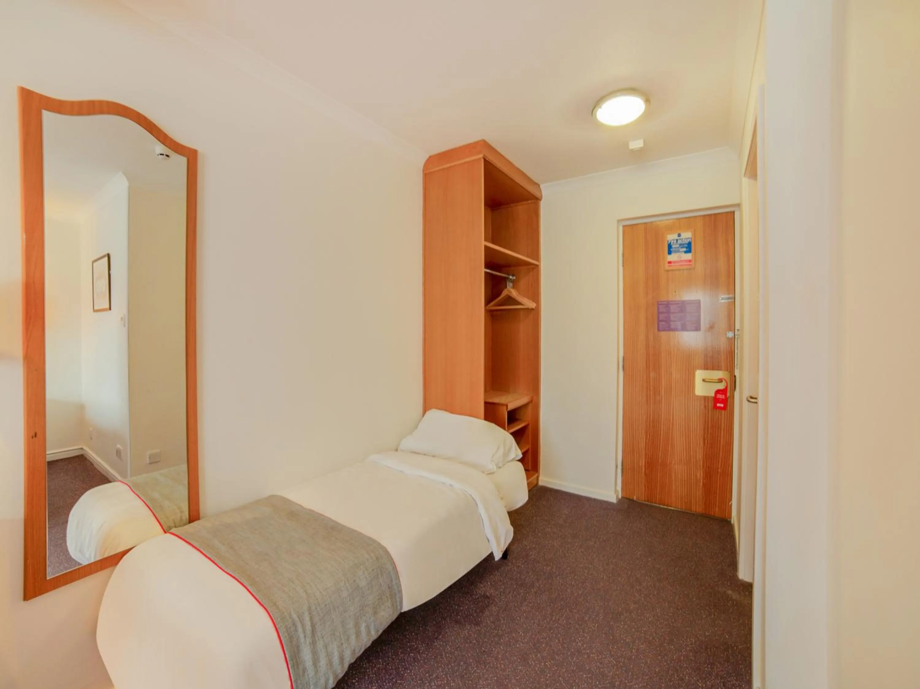 Photo of the whole room in OYO Lakeside Haydock Hotel St Helens