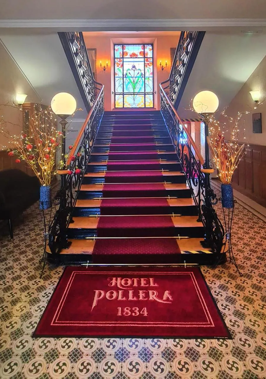 Lobby or reception in Pollera
