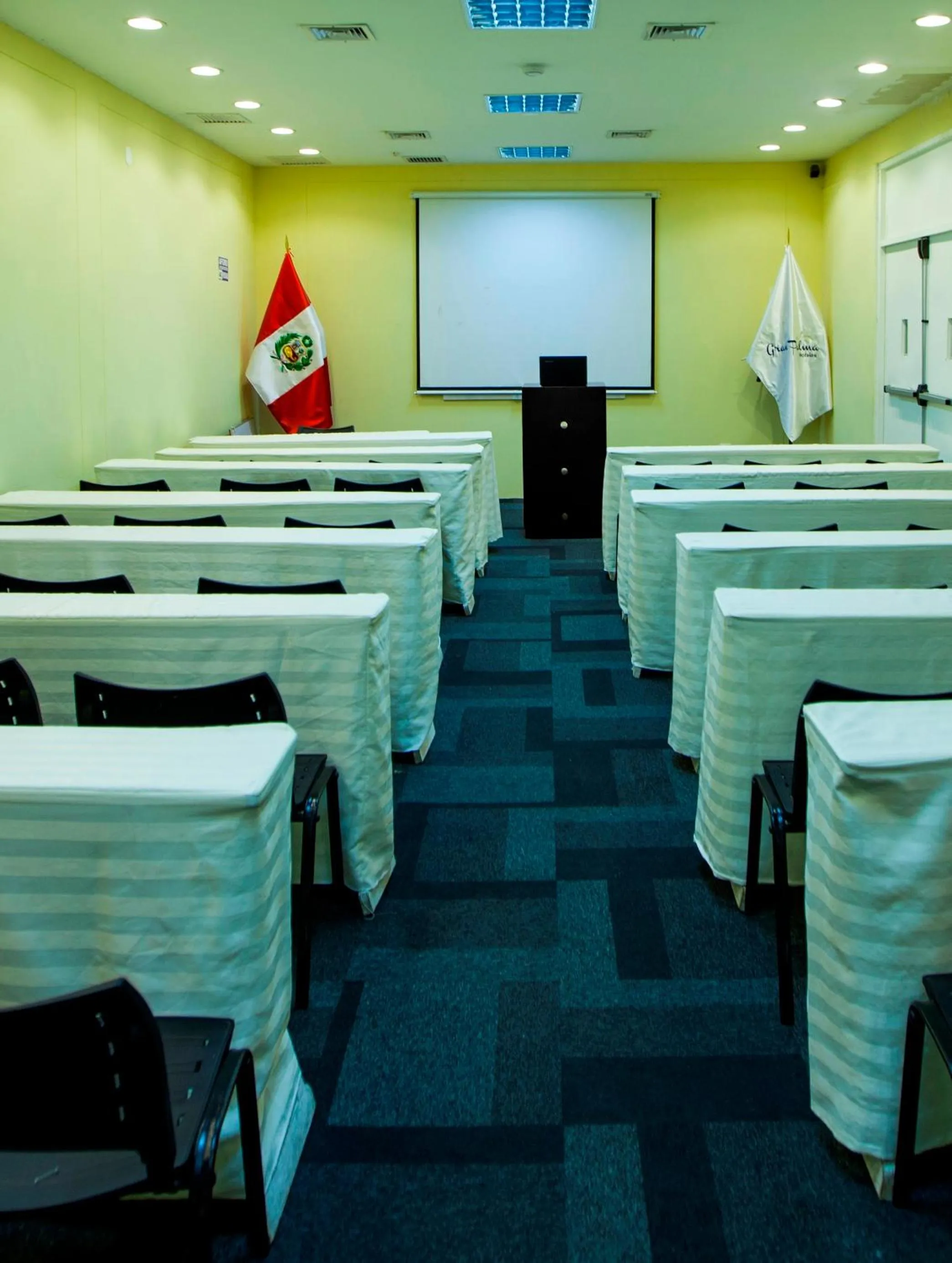 Meeting/conference room in Hotel Gran Palma Huancayo