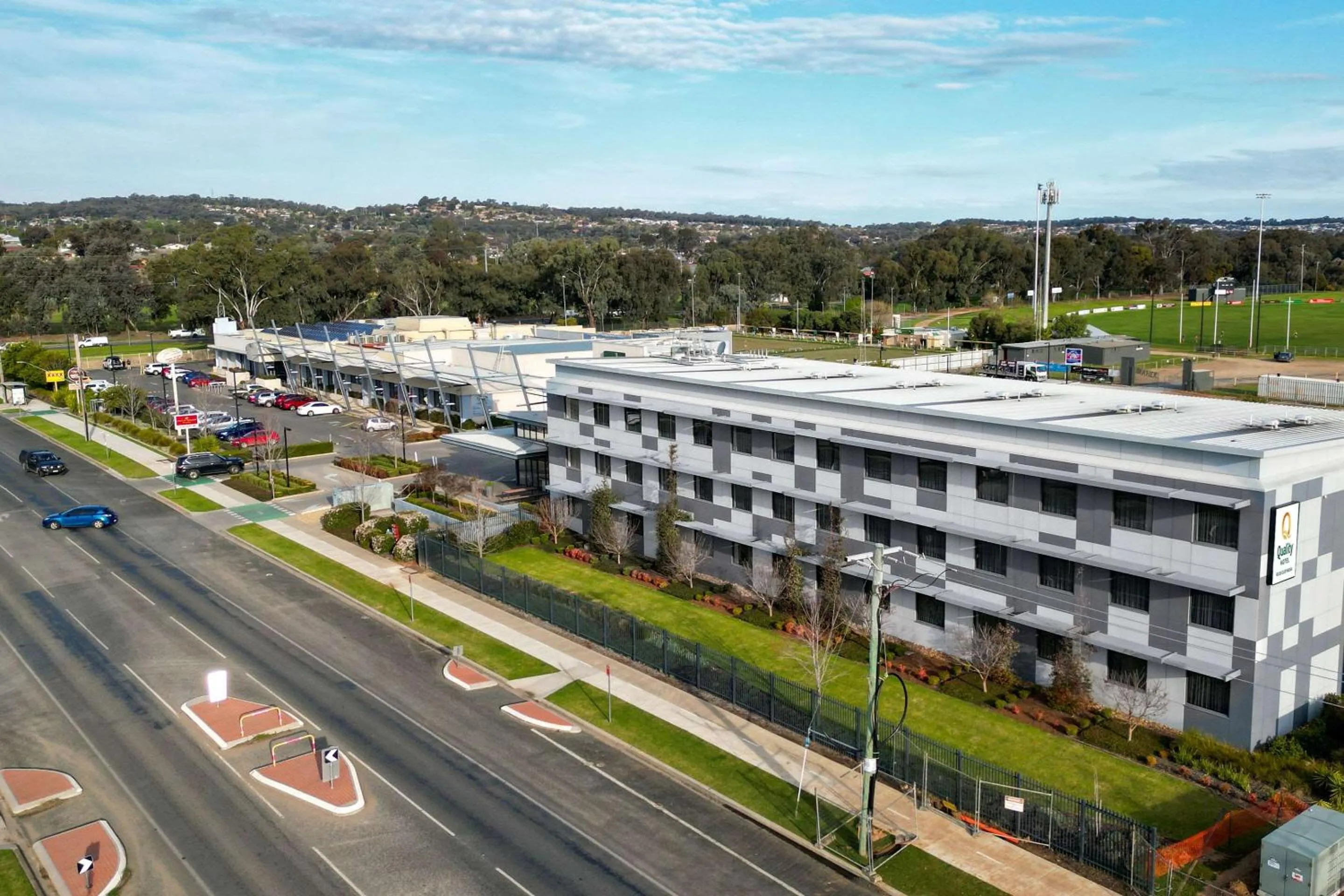 Property building in Quality Hotel Rules Club Wagga