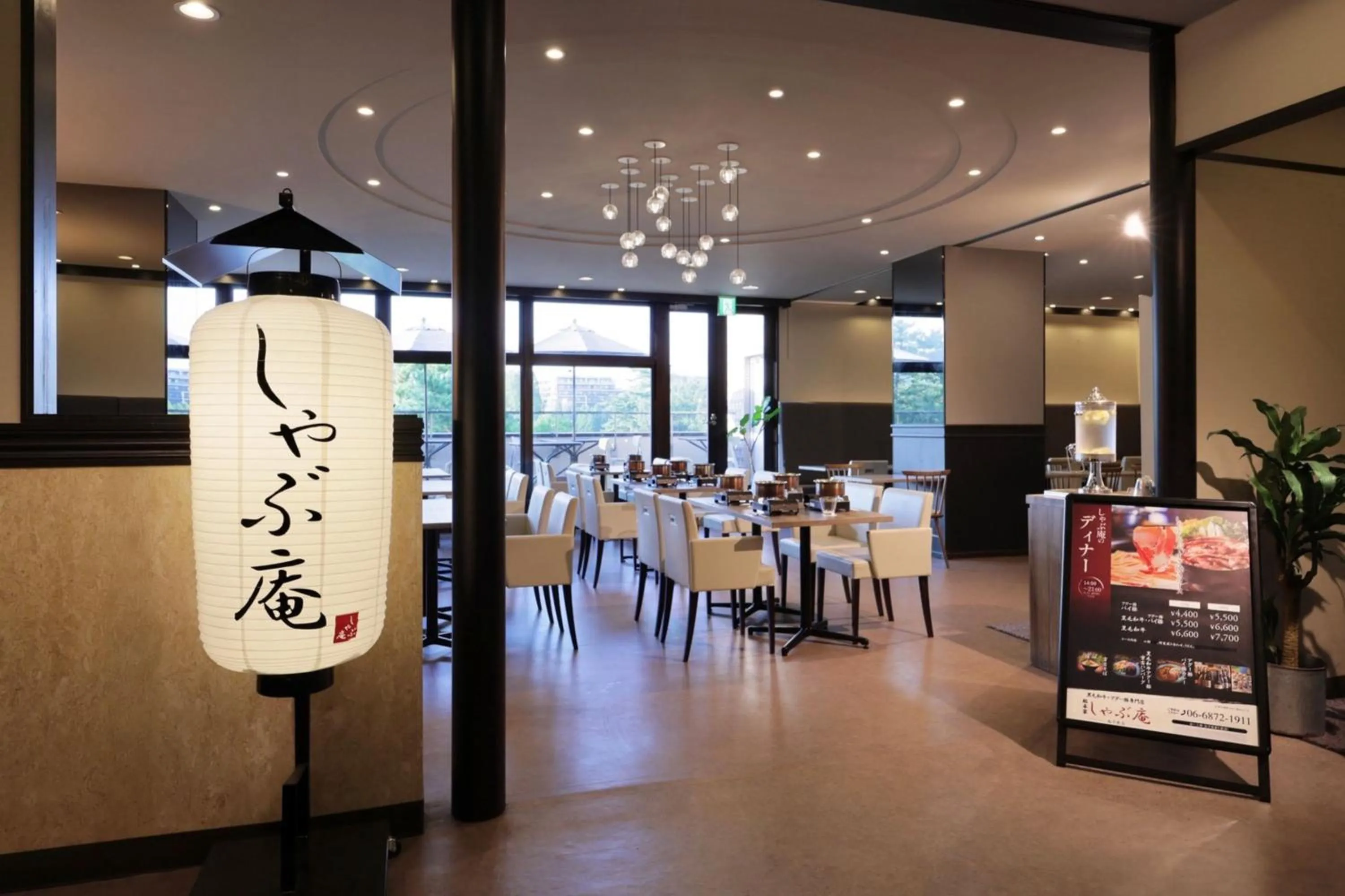 Restaurant/places to eat in Minamisenri Crystal Hotel