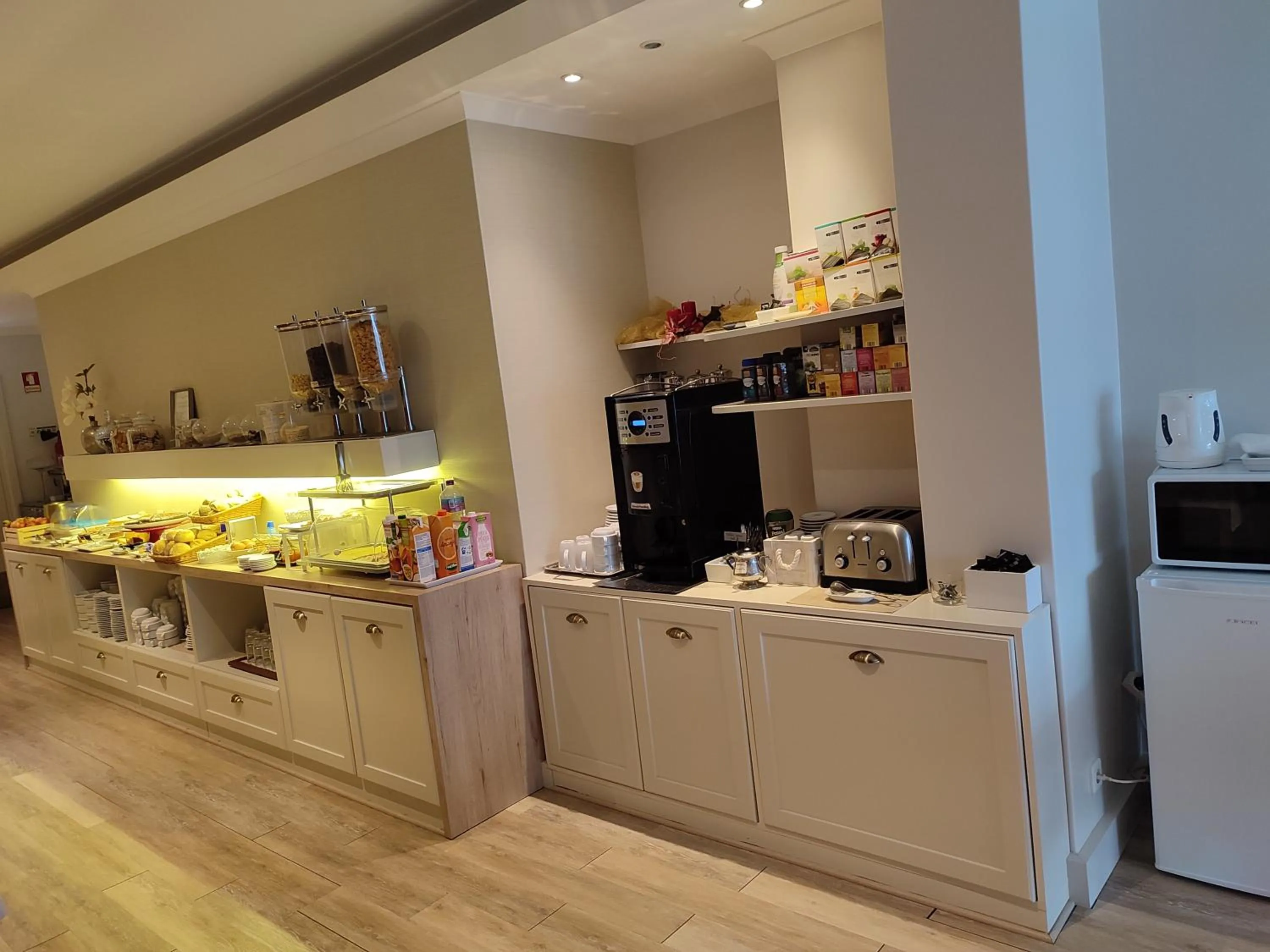 Breakfast in Hotel Lagoa dos Pastorinhos