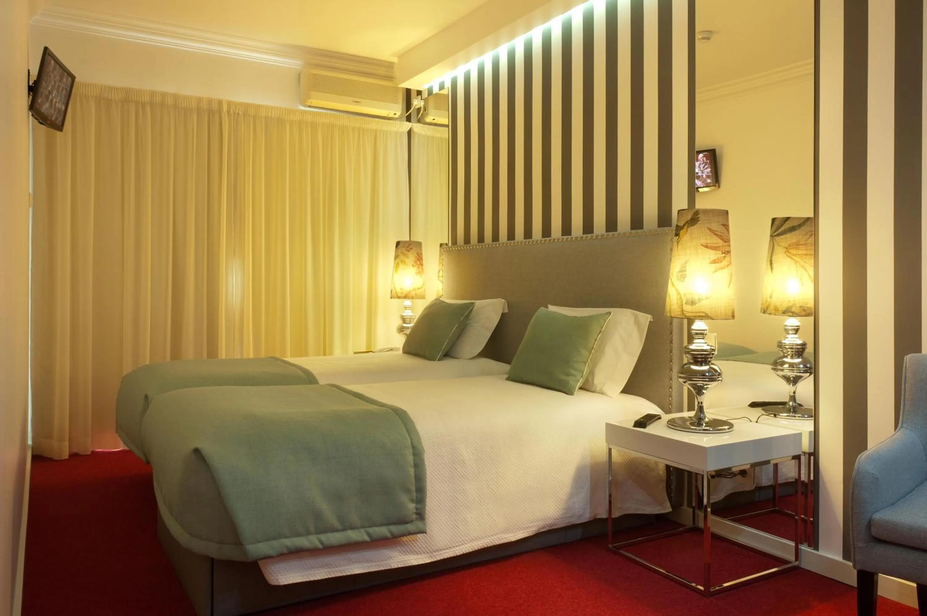 Bedroom, Bed in Hotel Lagoa dos Pastorinhos