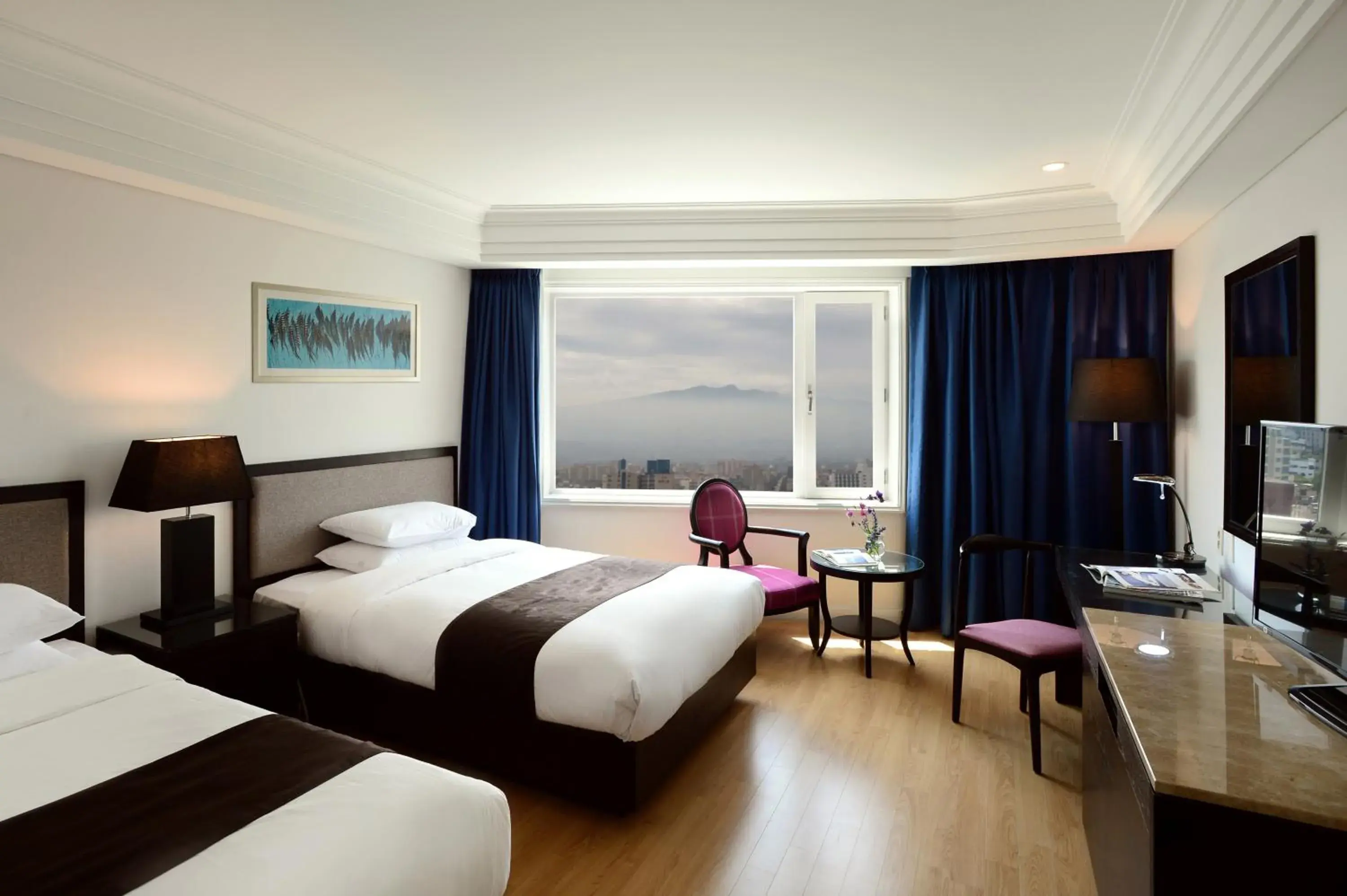 Superior Twin Room in Jeju Oriental Hotel & Casino Superior Twin Room in Jeju Oriental Hotel & Casino