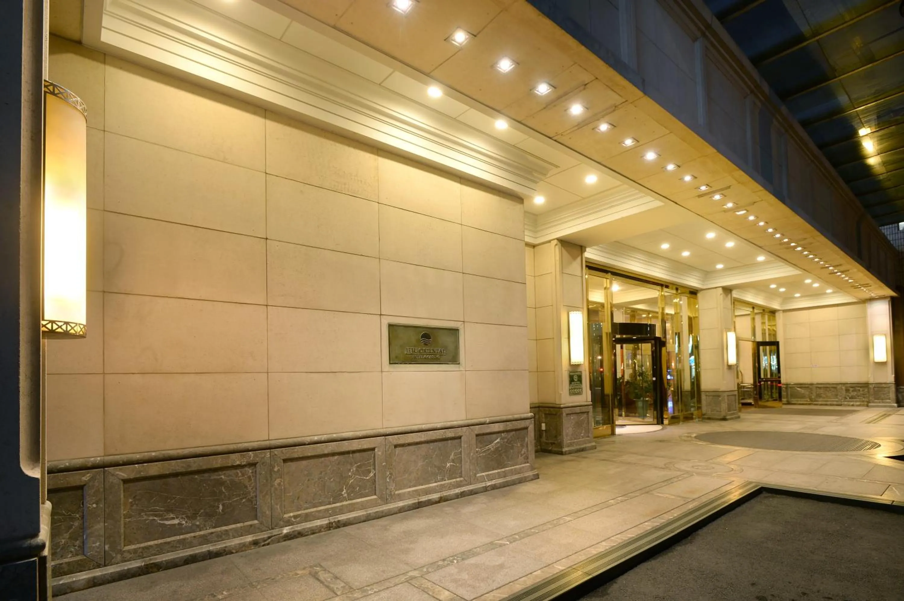Facade/entrance in Jeju Oriental Hotel & Casino