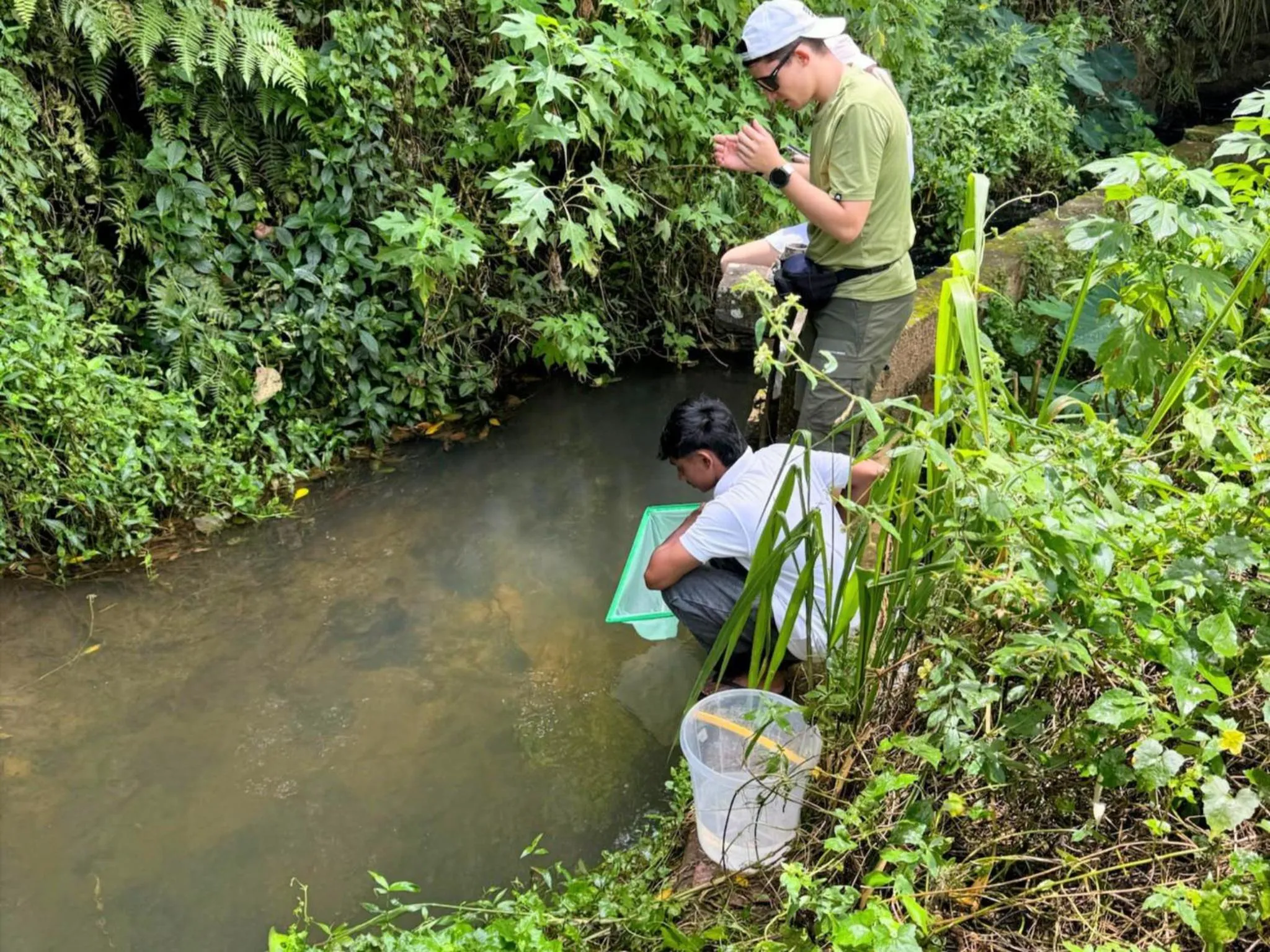 Fishing in Aqua Dunhinda Villa