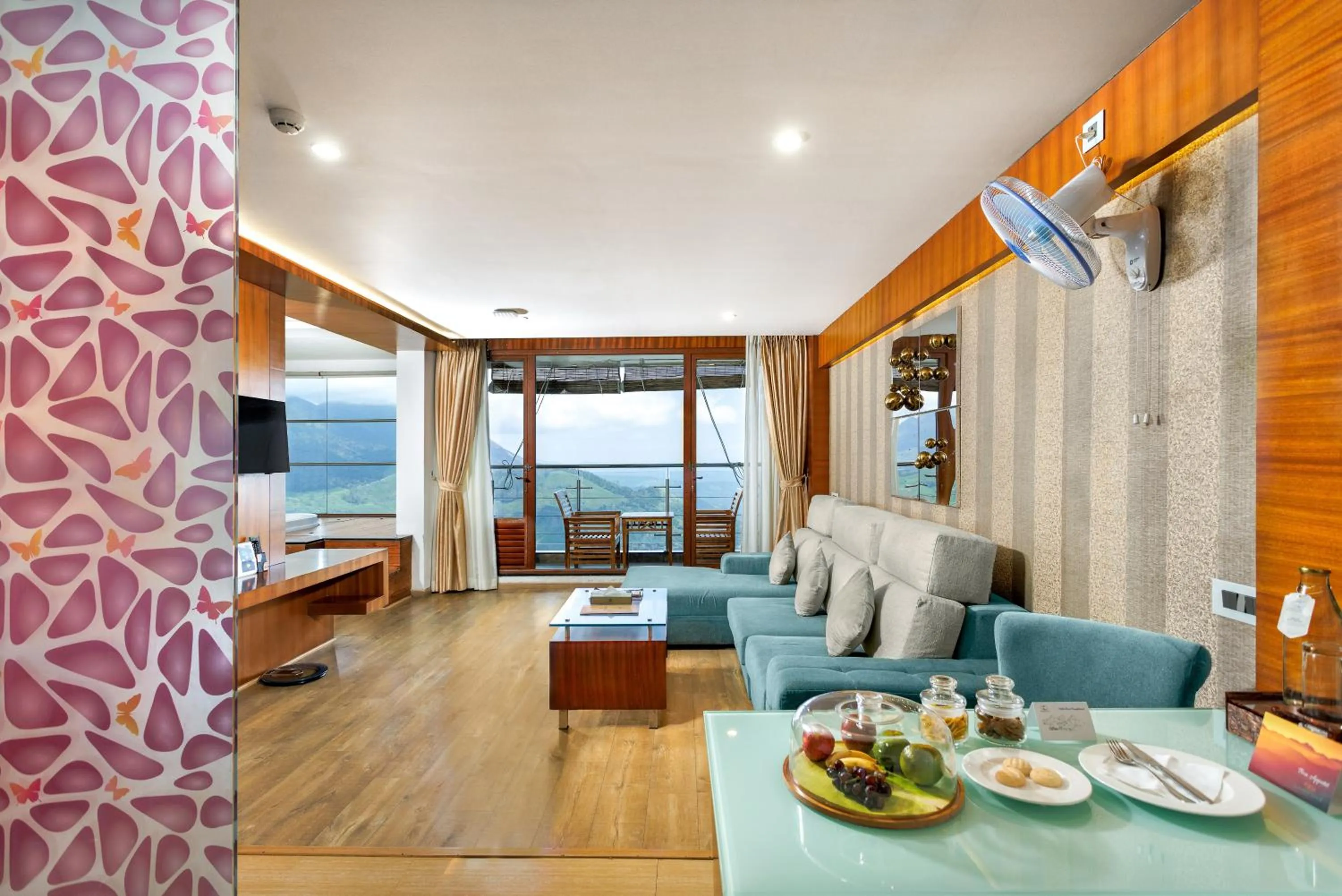 Living room in Amber Dale Luxury Hotel & Spa, Munnar