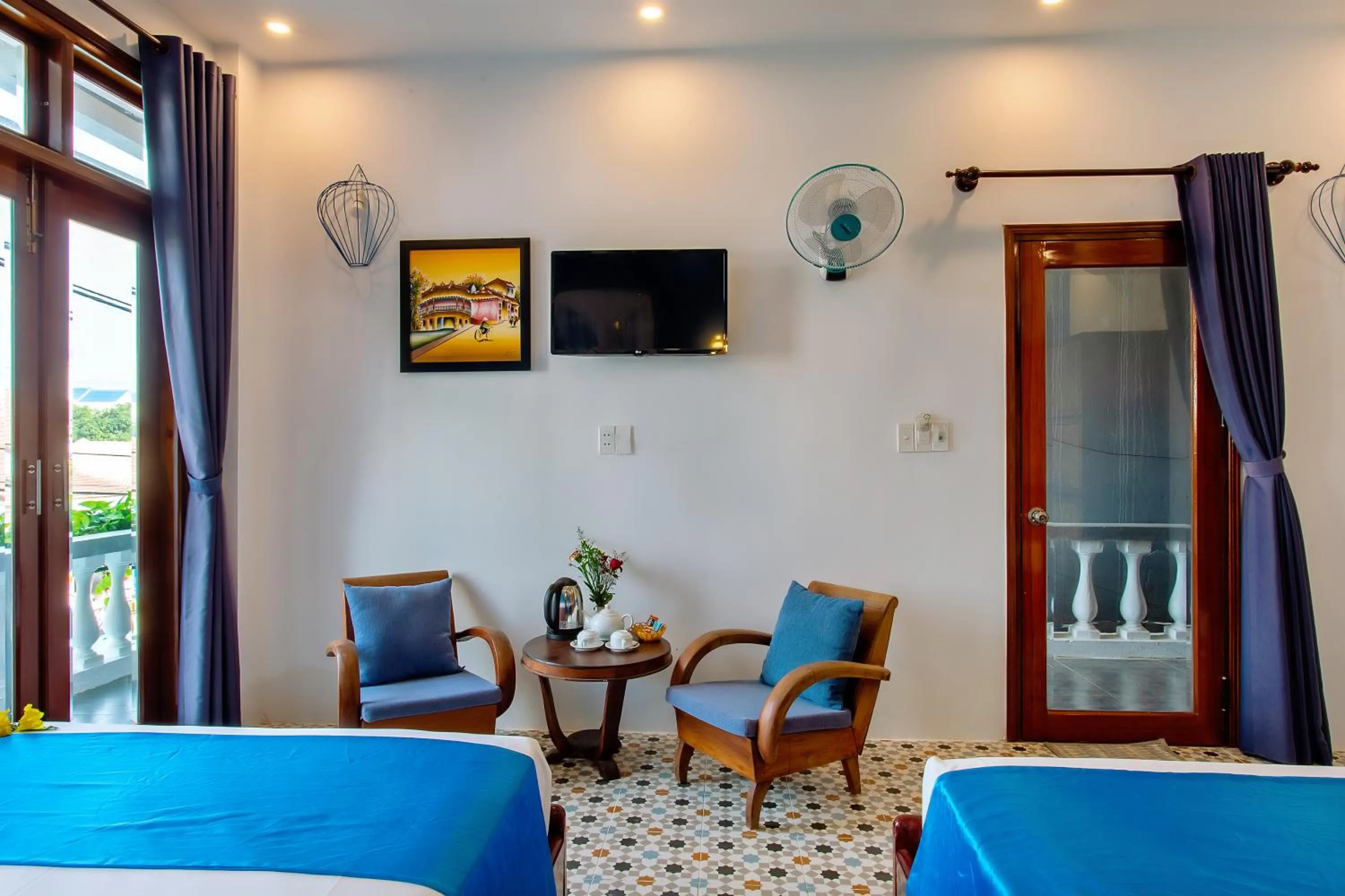 Seating area in Lang Dong An Bang