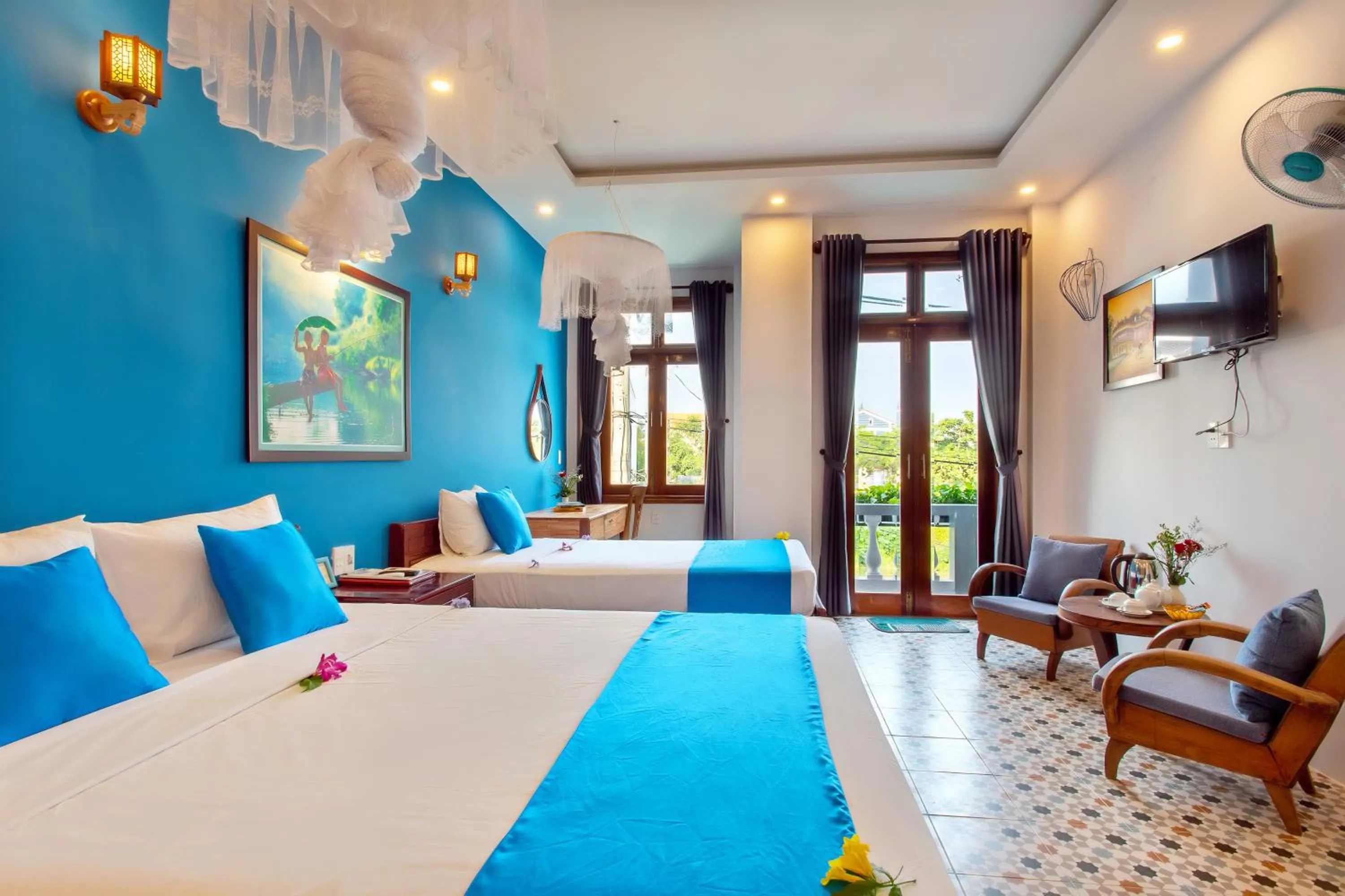 Photo of the whole room, Bed in Lang Dong An Bang