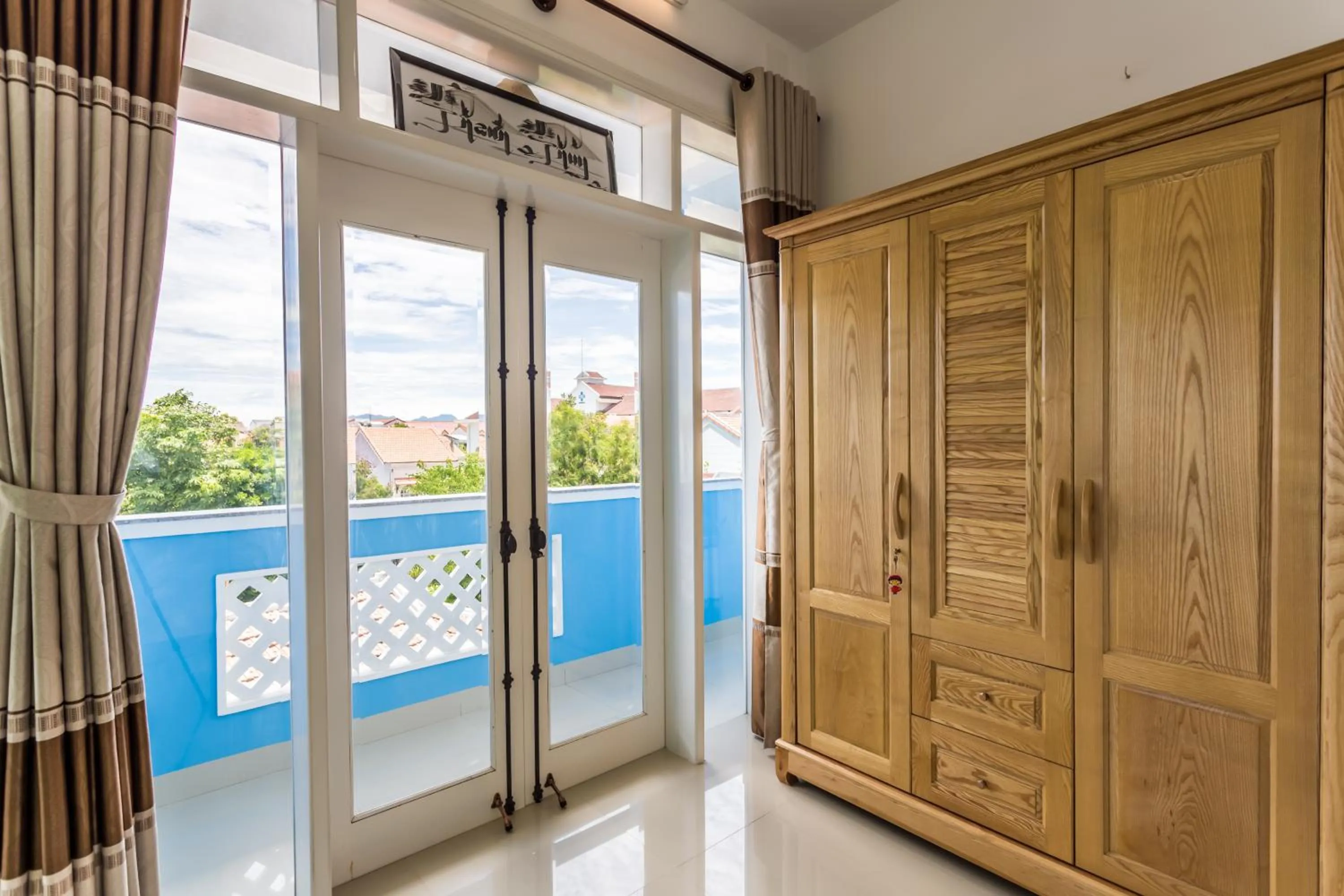 Decorative detail in Quynh Long Villa