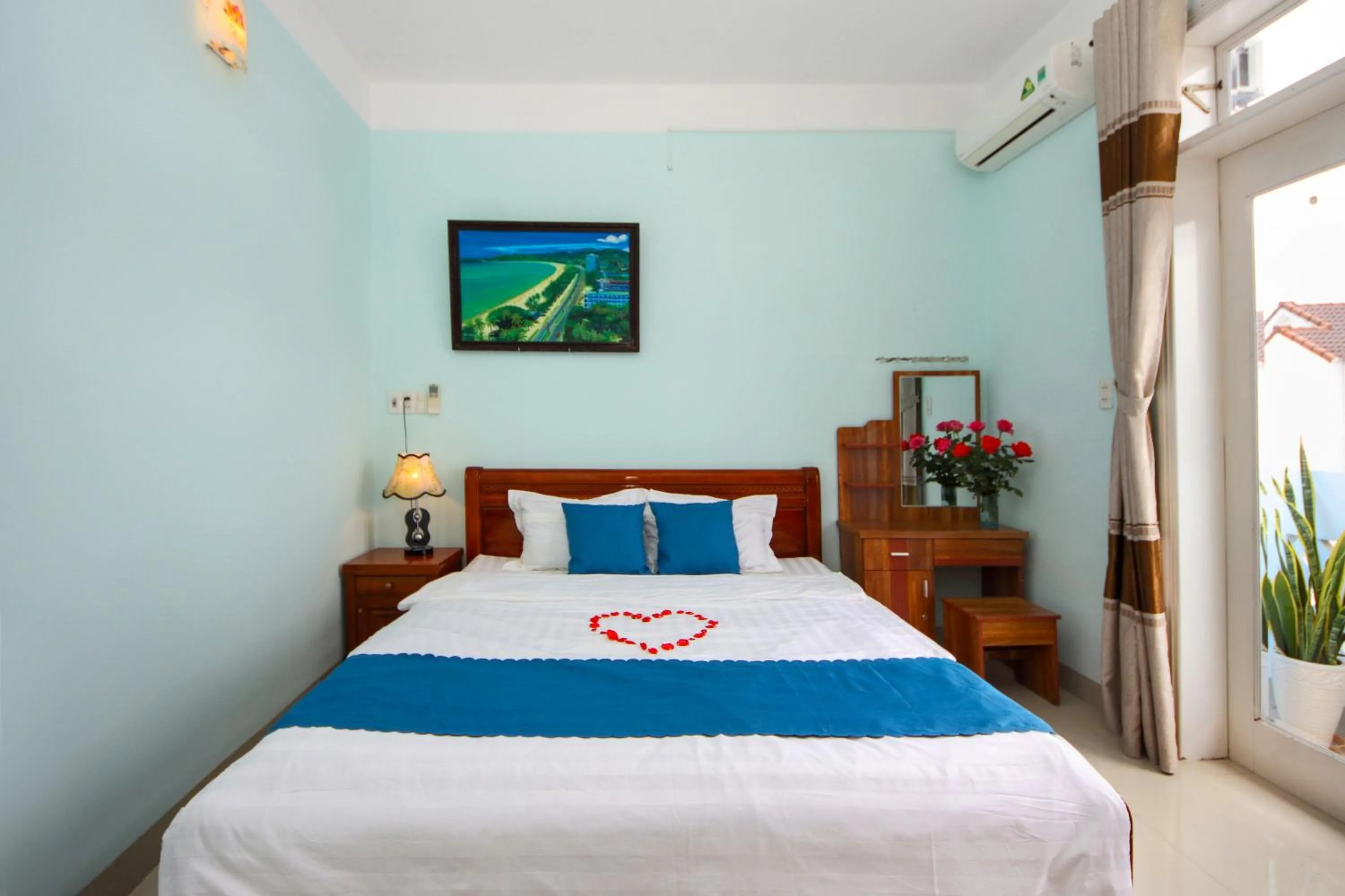 Bed in Quynh Long Villa