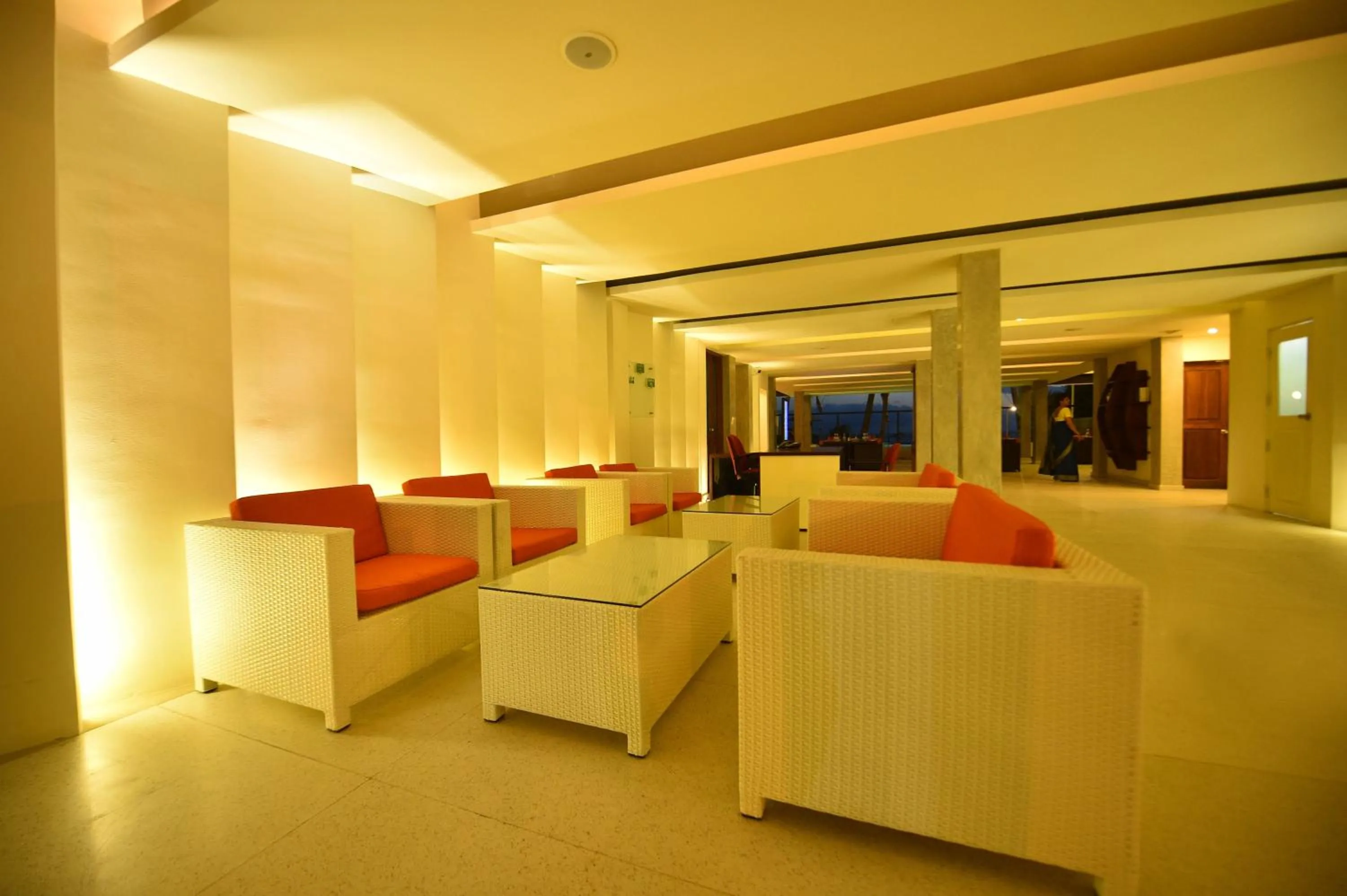 Lobby or reception in Beacon Beach Hotel Negombo