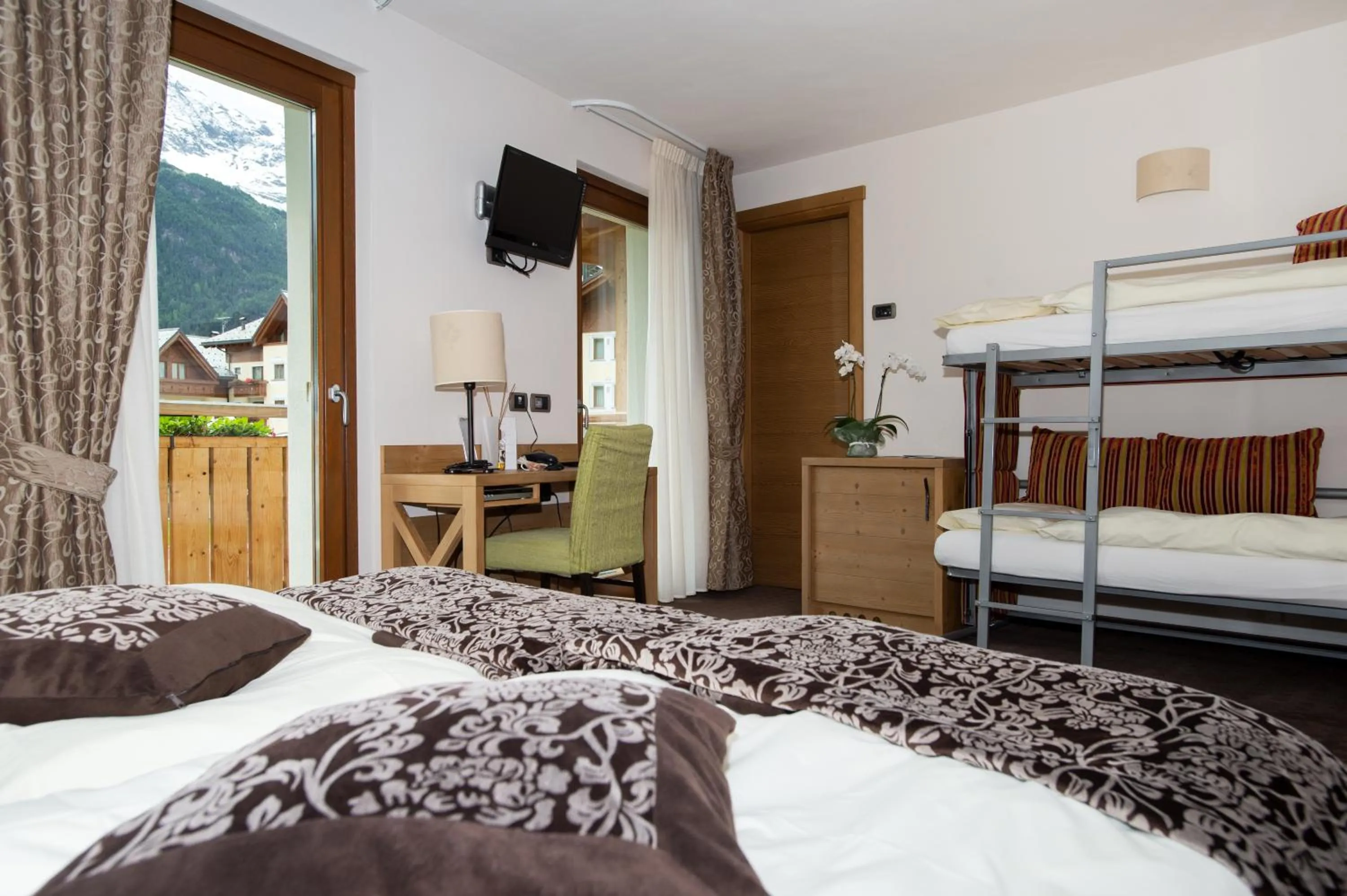 Photo of the whole room, Bed in Hotel Vedig