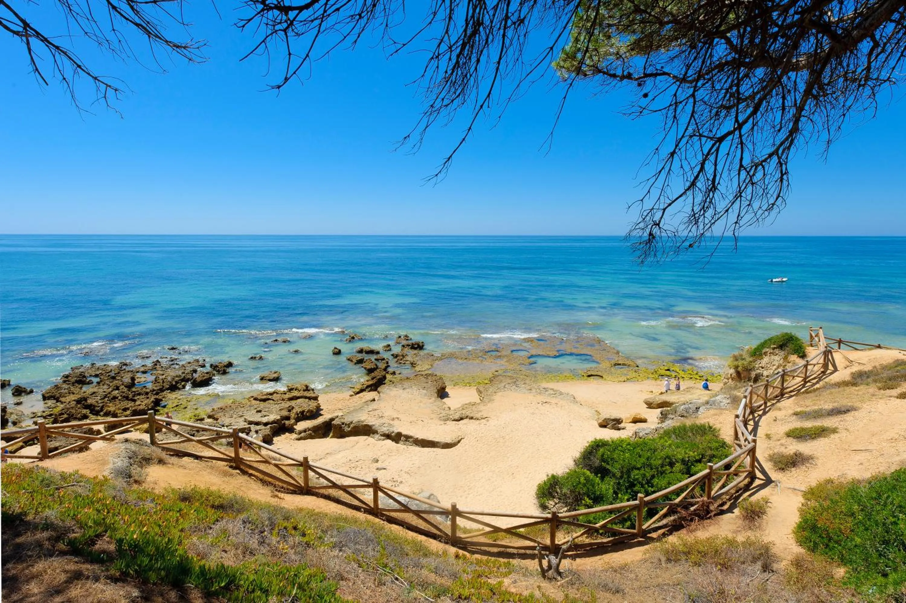 Beach in Luna Miramar Club