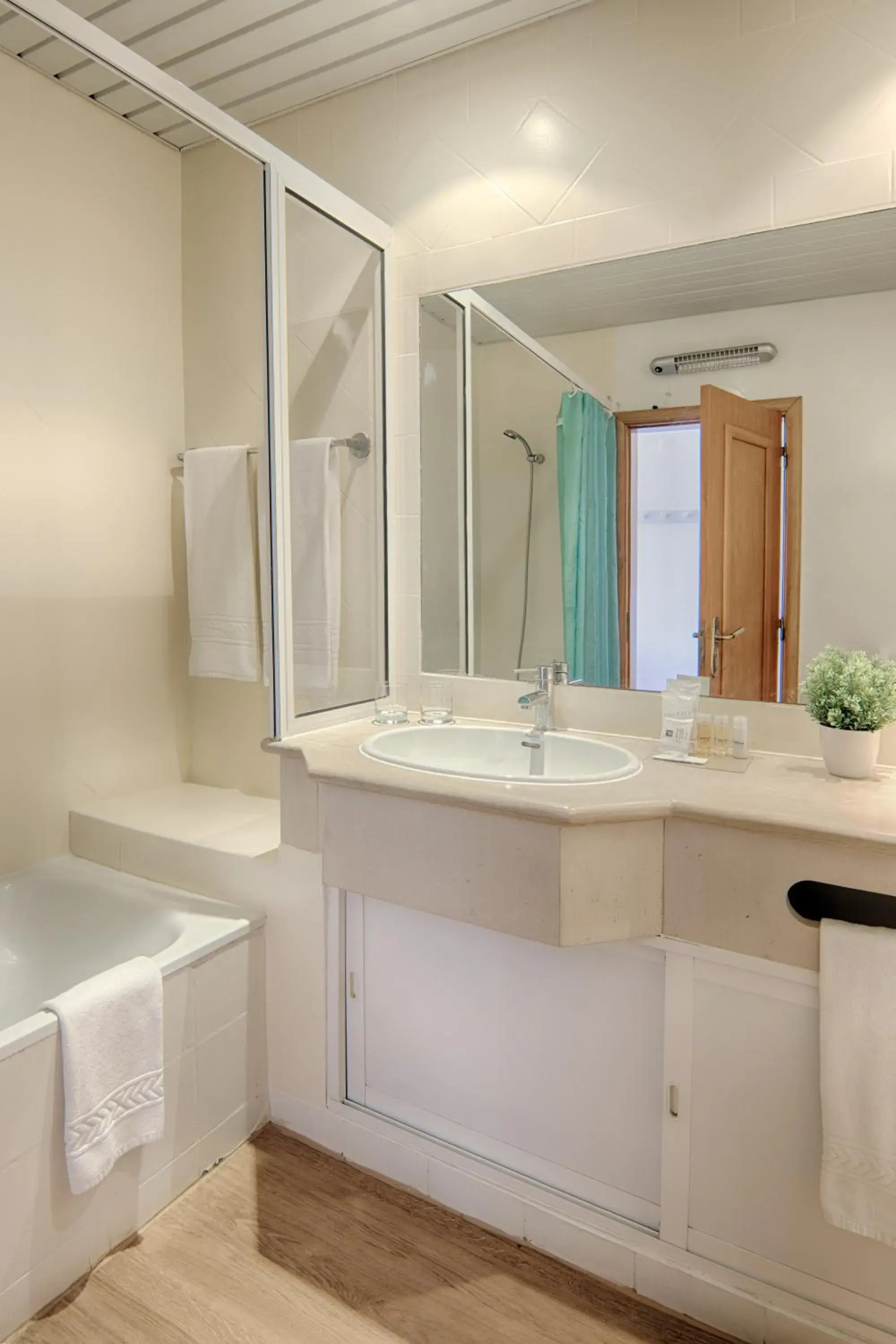 Studio with Pool View (2 Adults + 1 Child up to 12 years old) in Luna Miramar Club Studio with Pool View (2 Adults + 1 Child up to 12 years old) in Luna Miramar Club