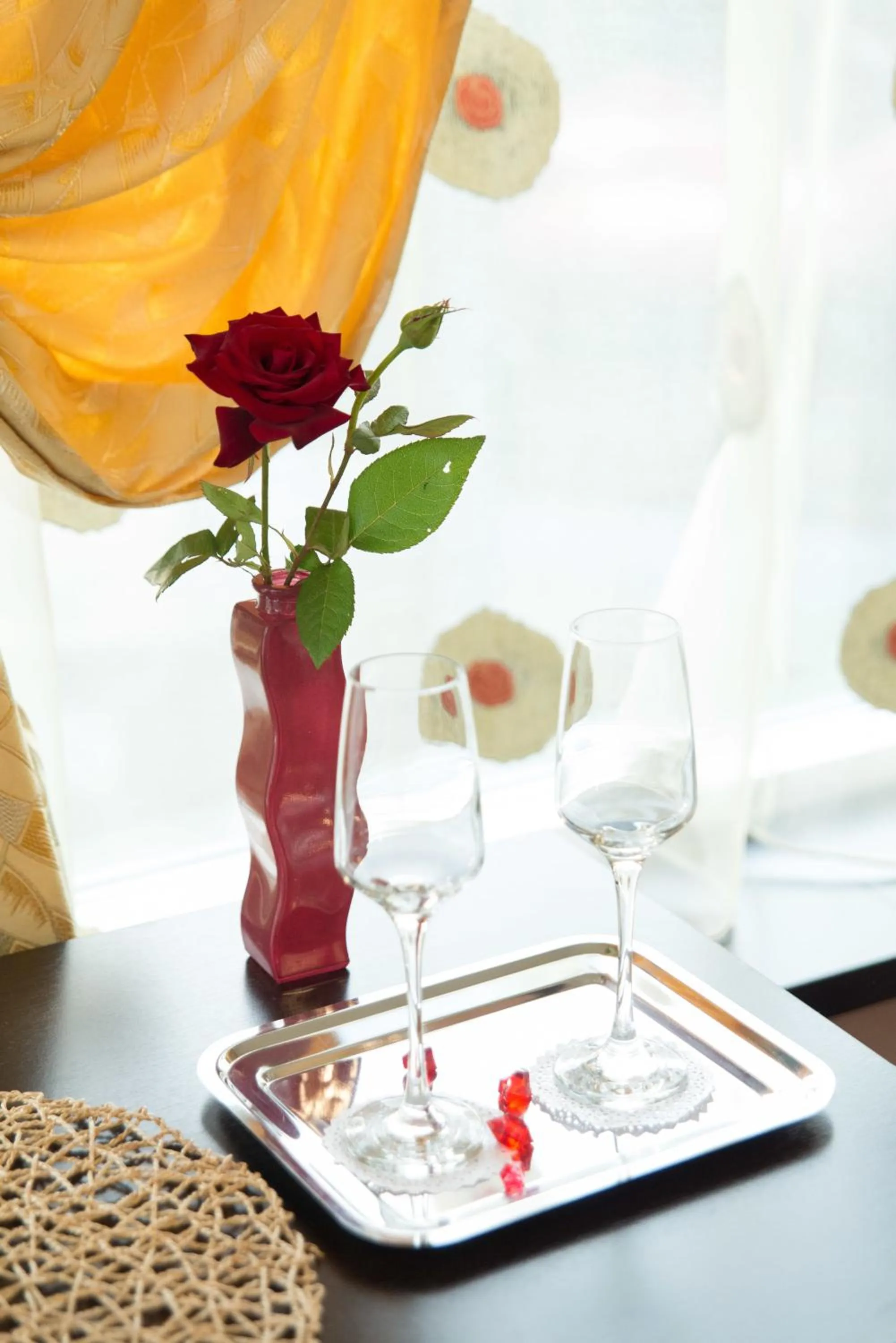 Photo of the whole room in Indiana Hotel