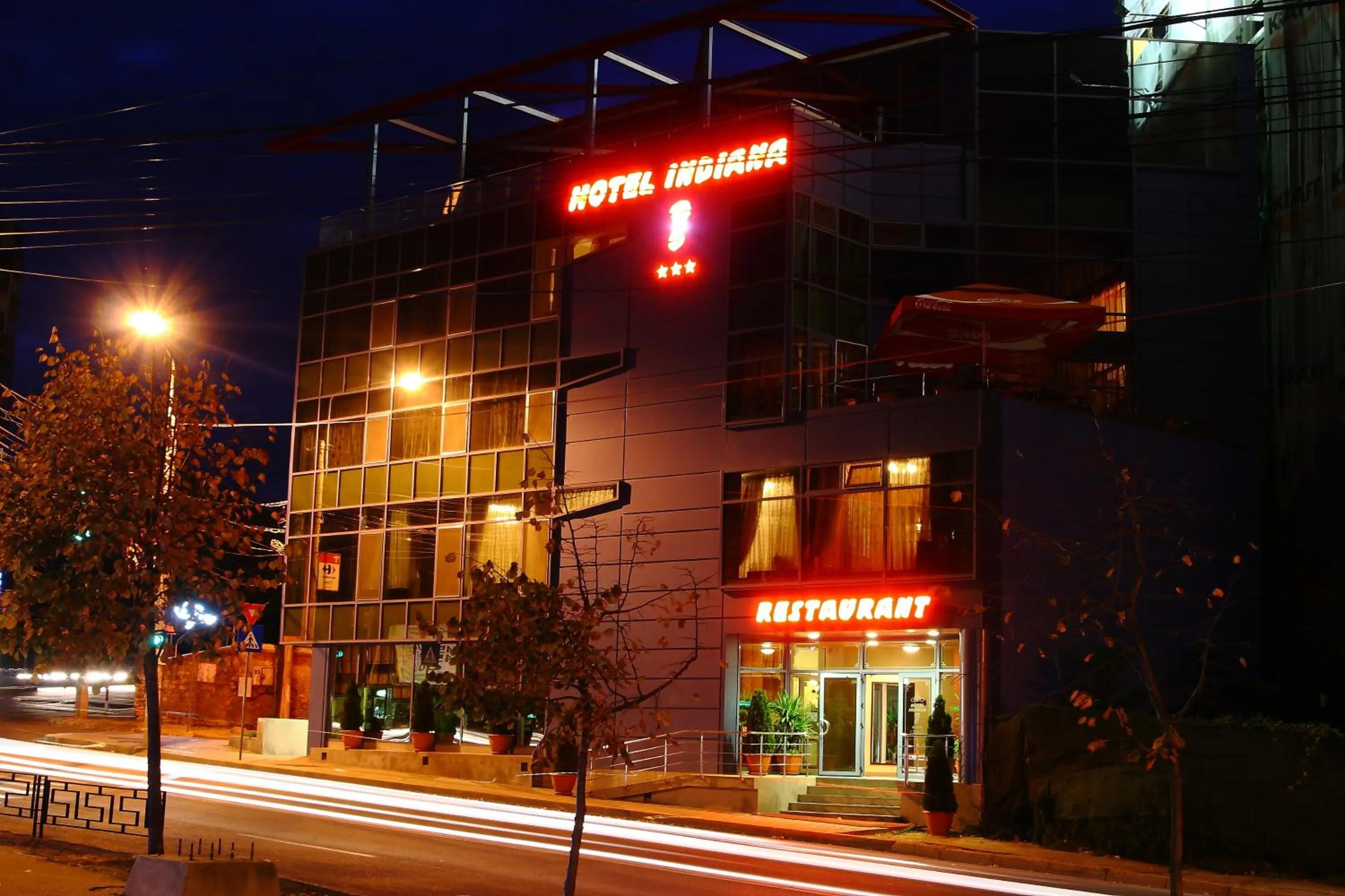 Facade/entrance in Indiana Hotel
