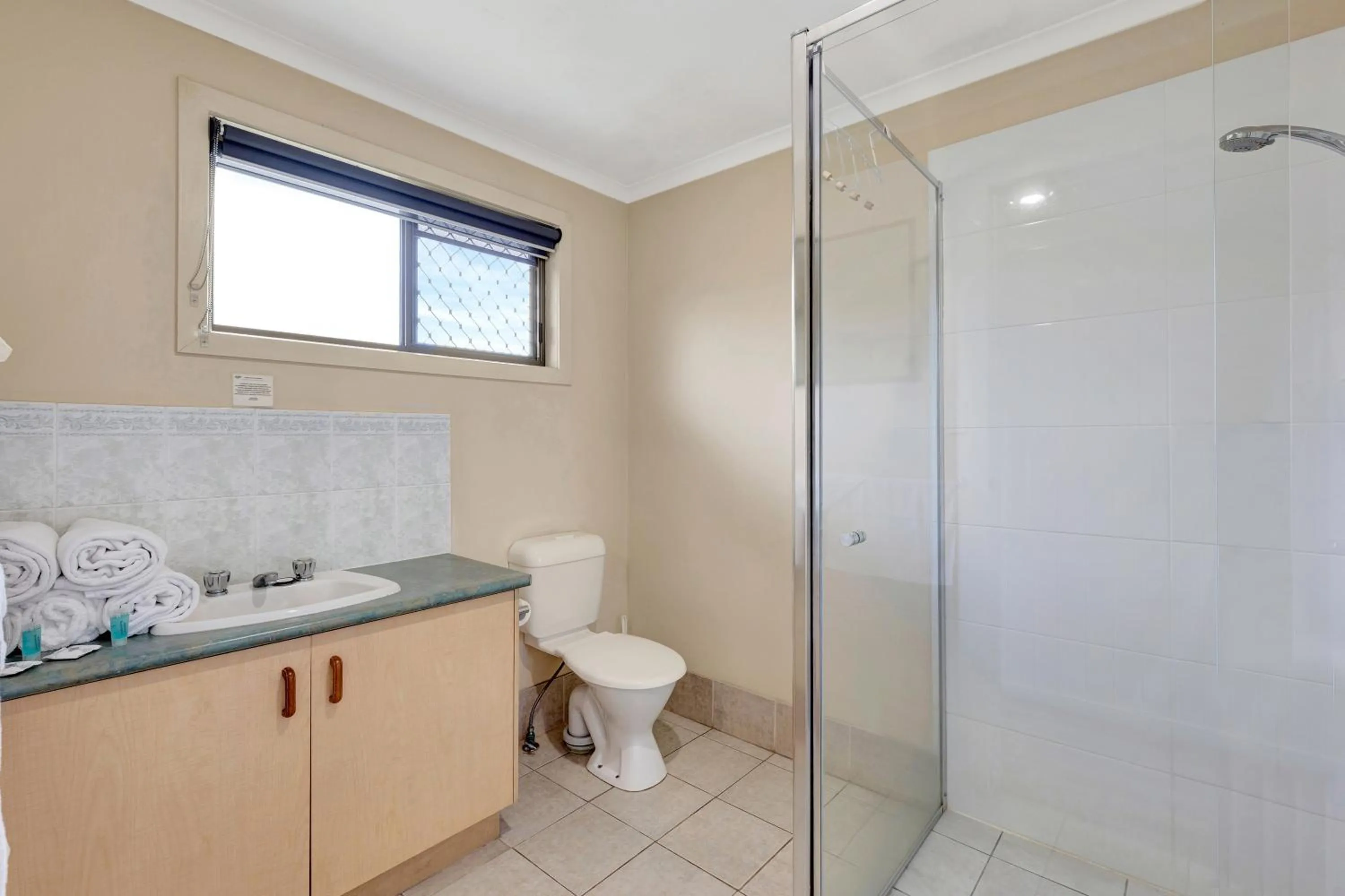 Bathroom in Sanctuary Lakes Fauna Retreat