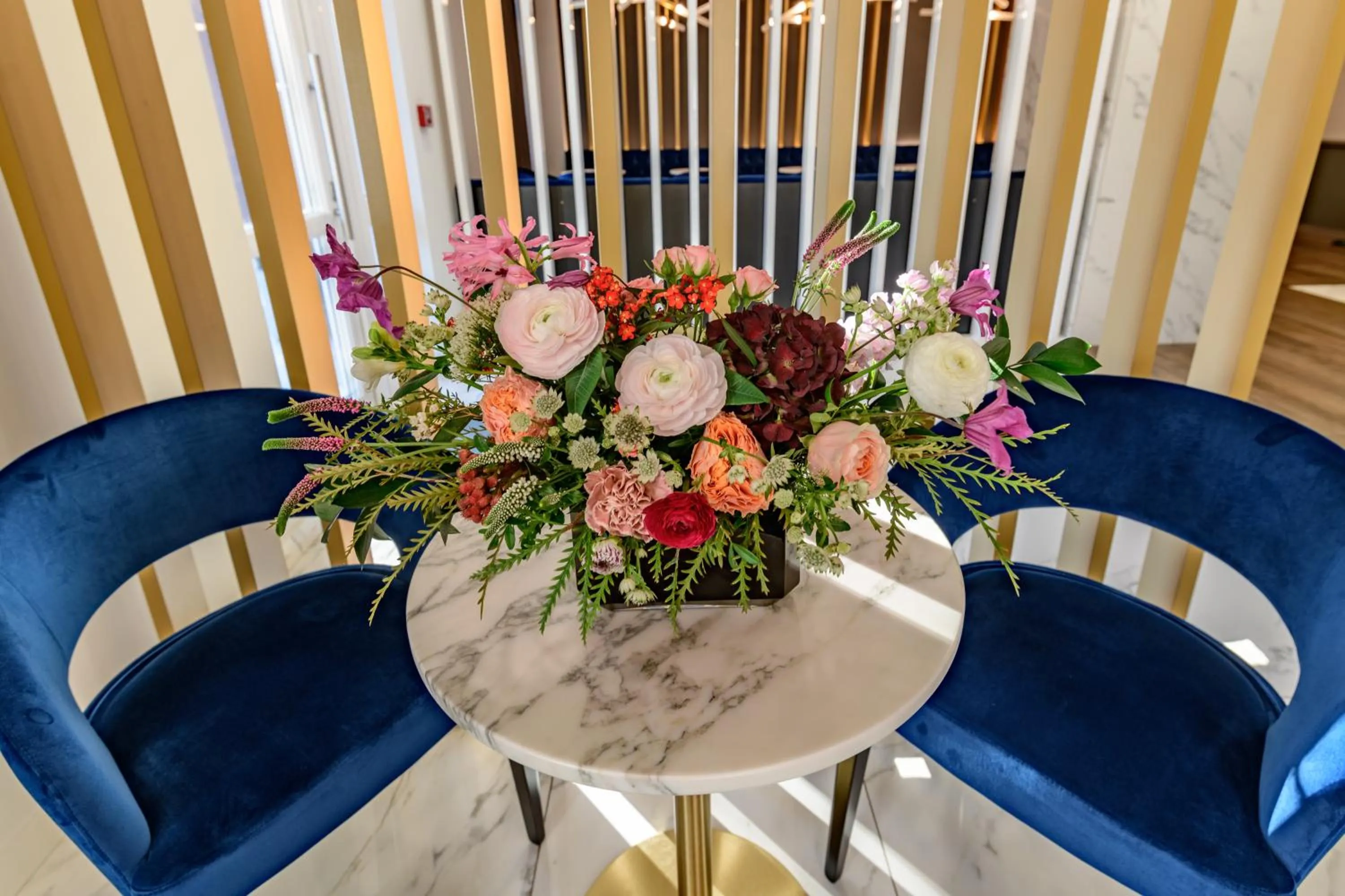 Seating area in Hotel Silva