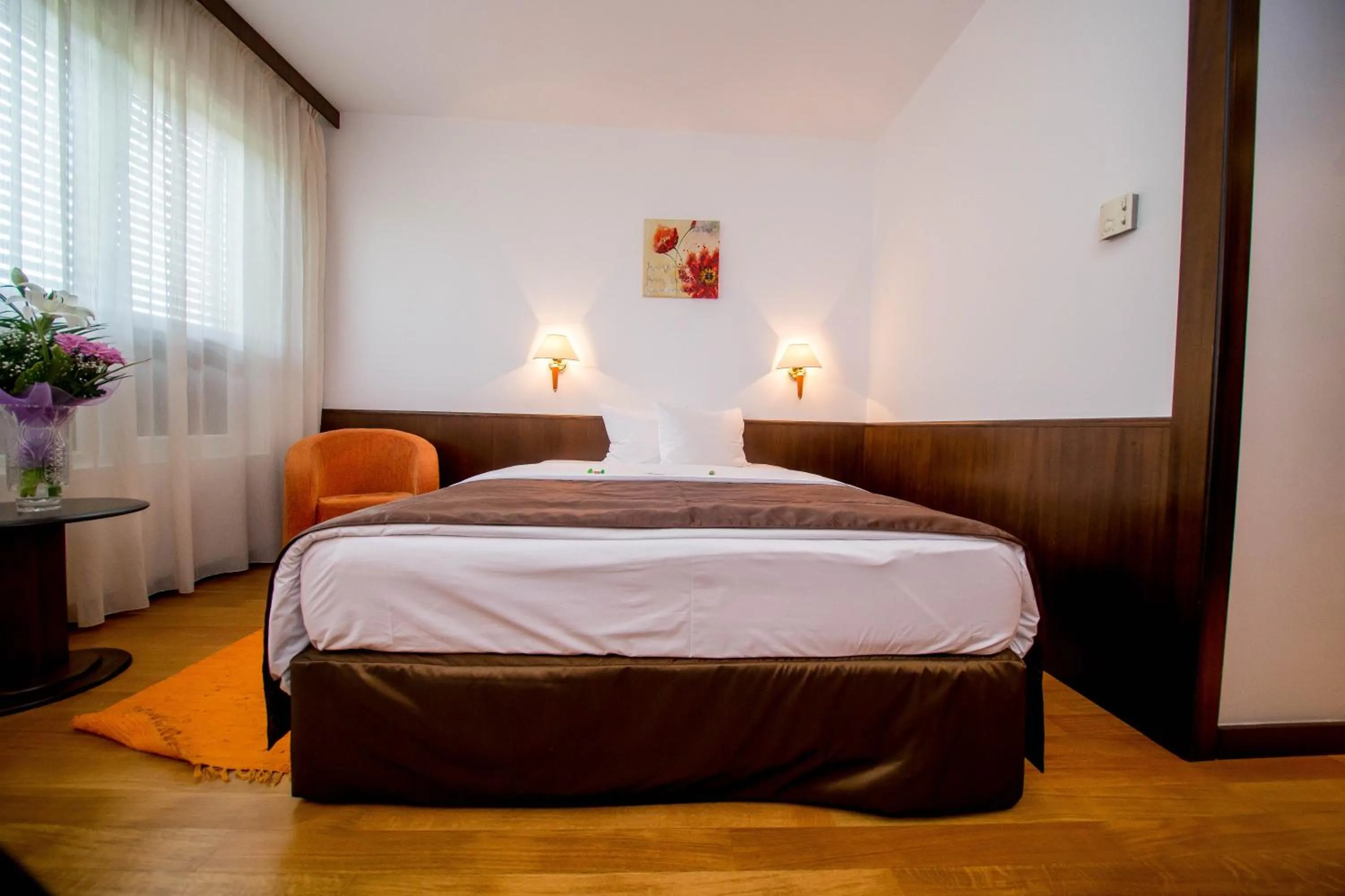 Photo of the whole room, Bed in Best Western Central Hotel