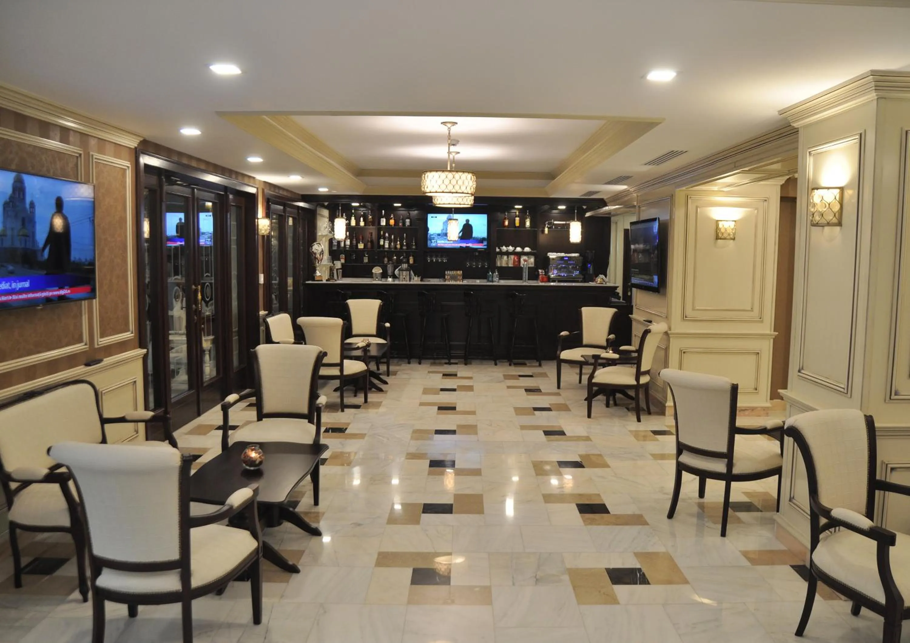 Lounge or bar in Best Western Central Hotel