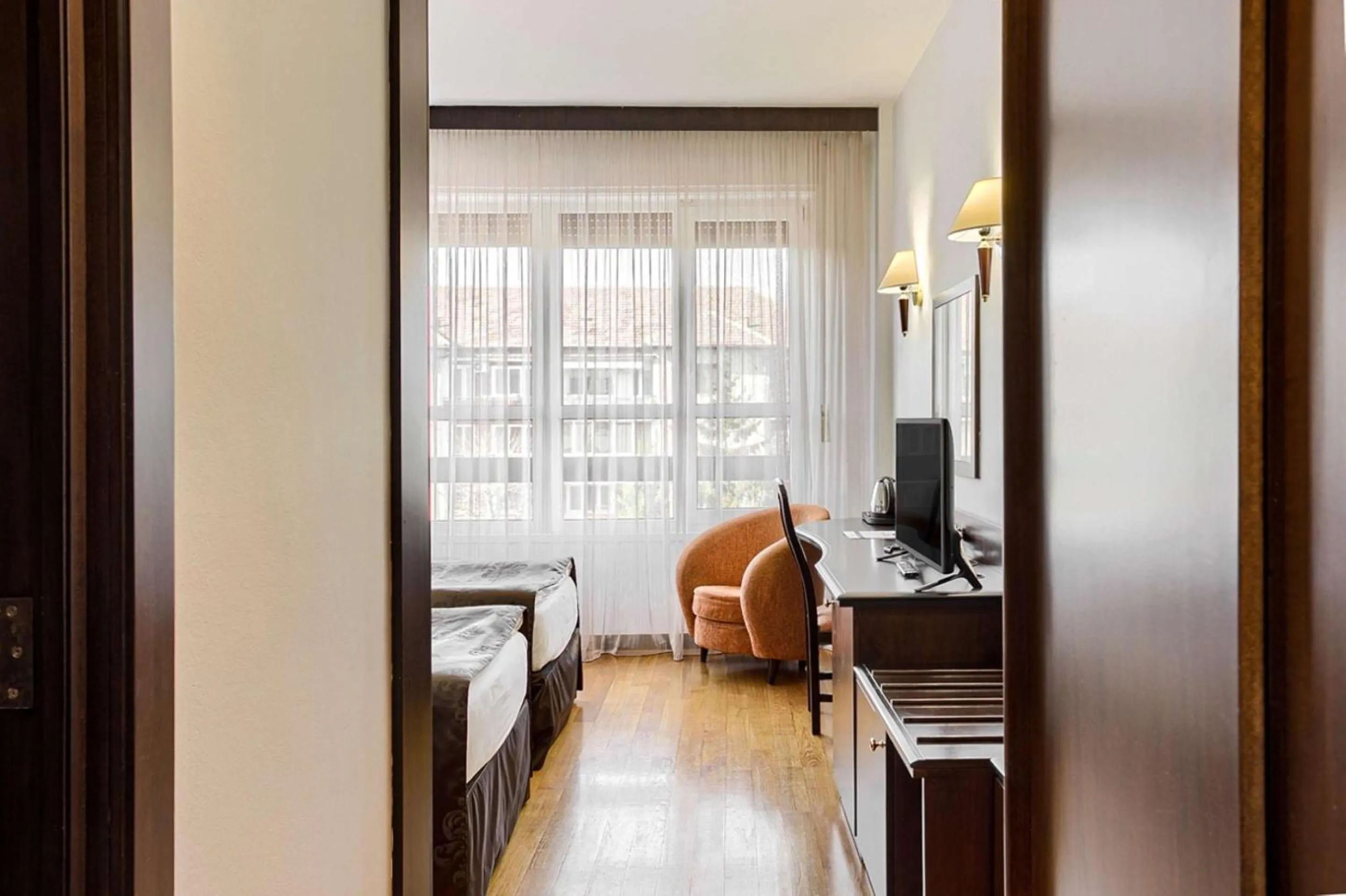 Bedroom, Bed in Best Western Central Hotel